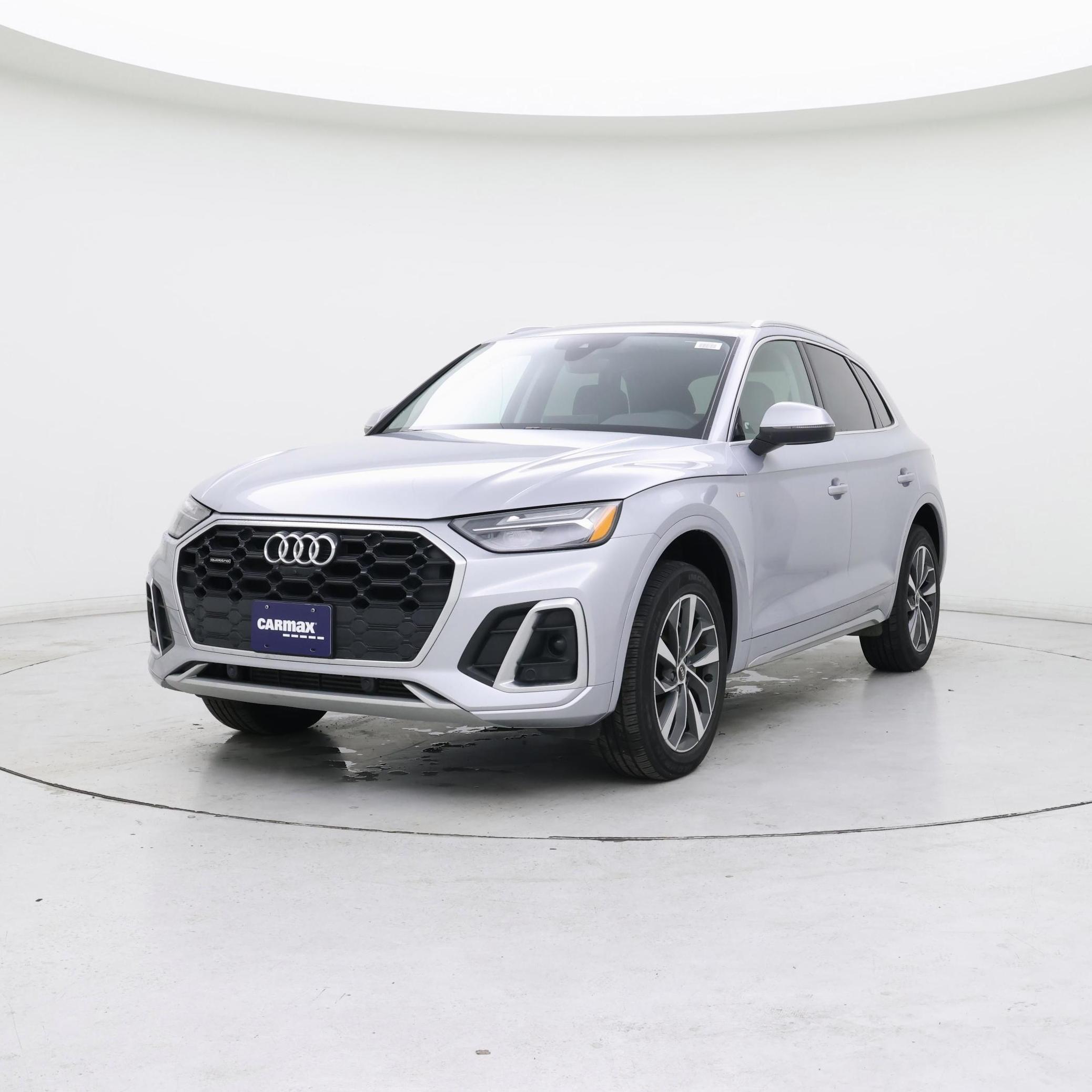 Thumbnail: 2023 Audi Q5 - 4