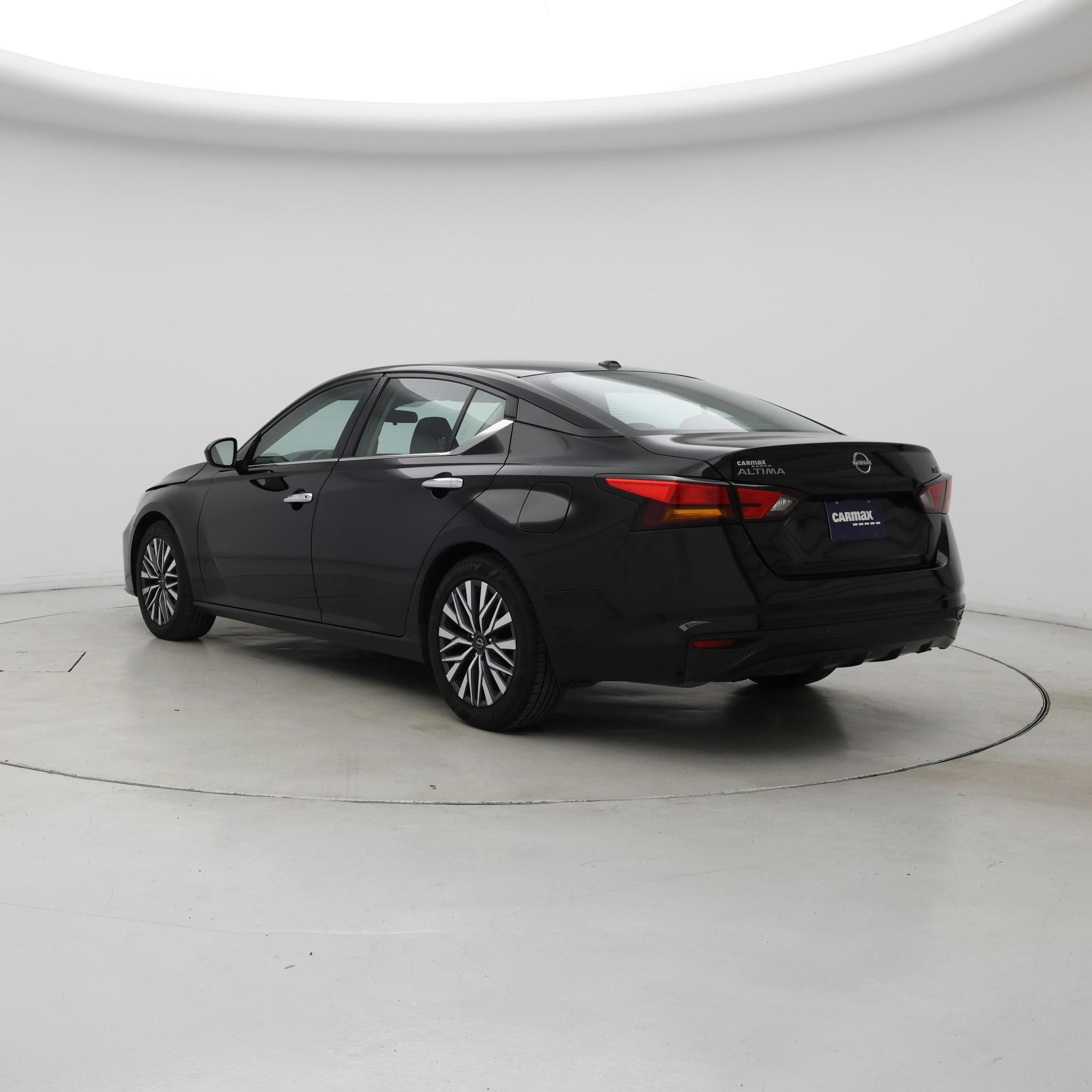 Thumbnail: 2023 Nissan Altima - 2