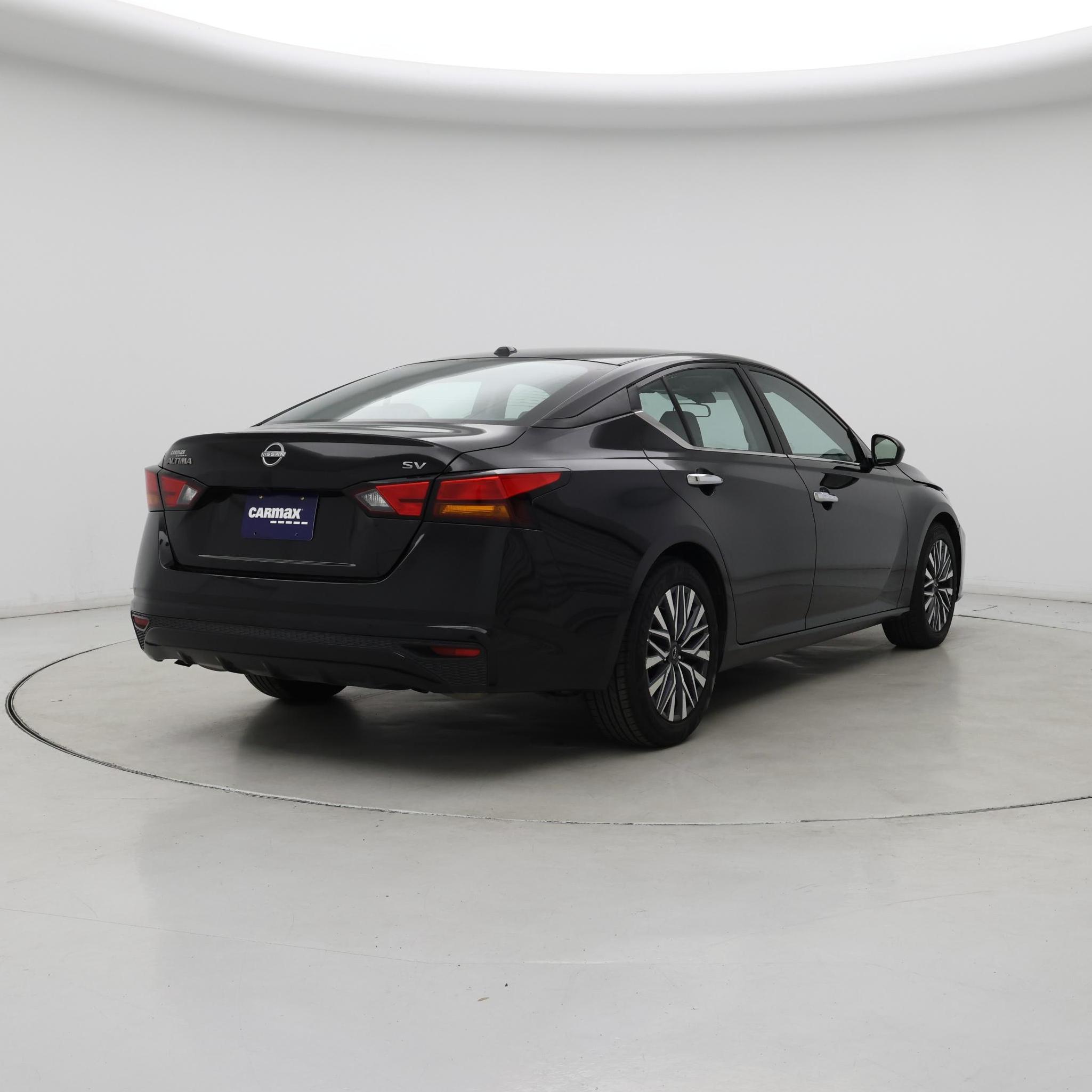 Thumbnail: 2023 Nissan Altima - 8