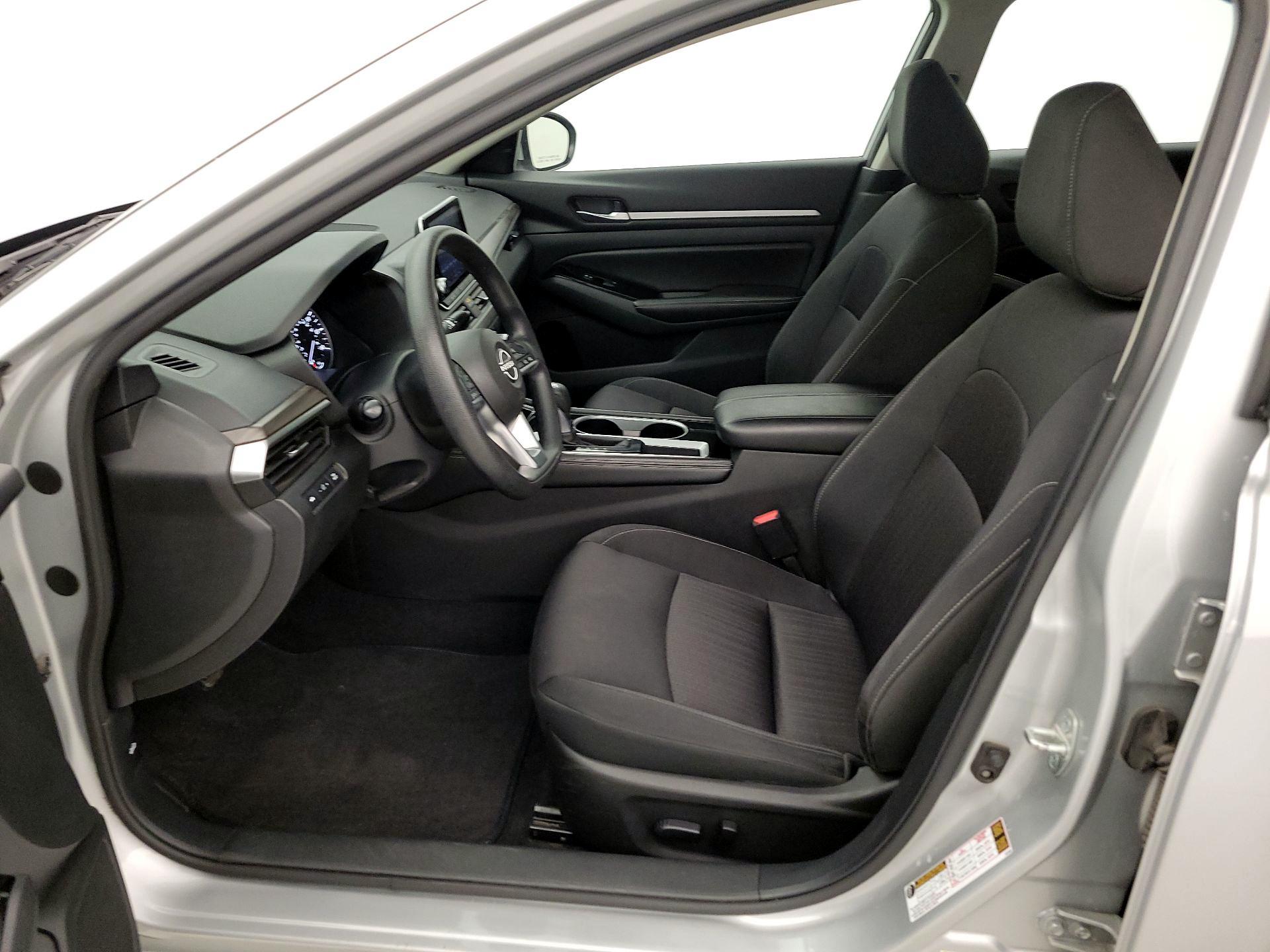 Thumbnail: 2023 Nissan Altima - 11