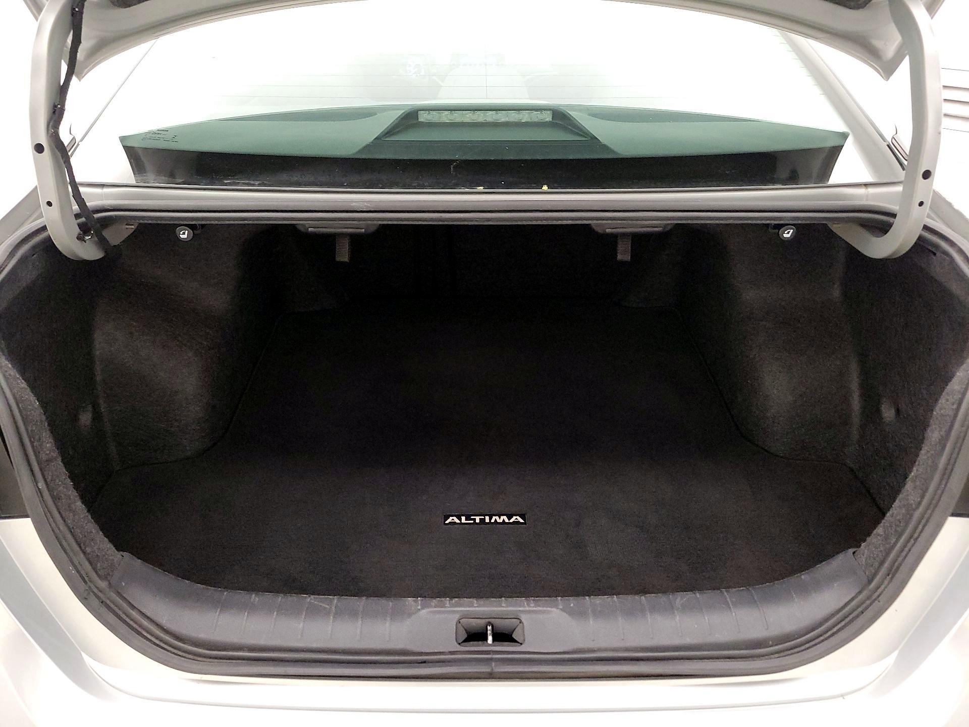 Thumbnail: 2023 Nissan Altima - 20