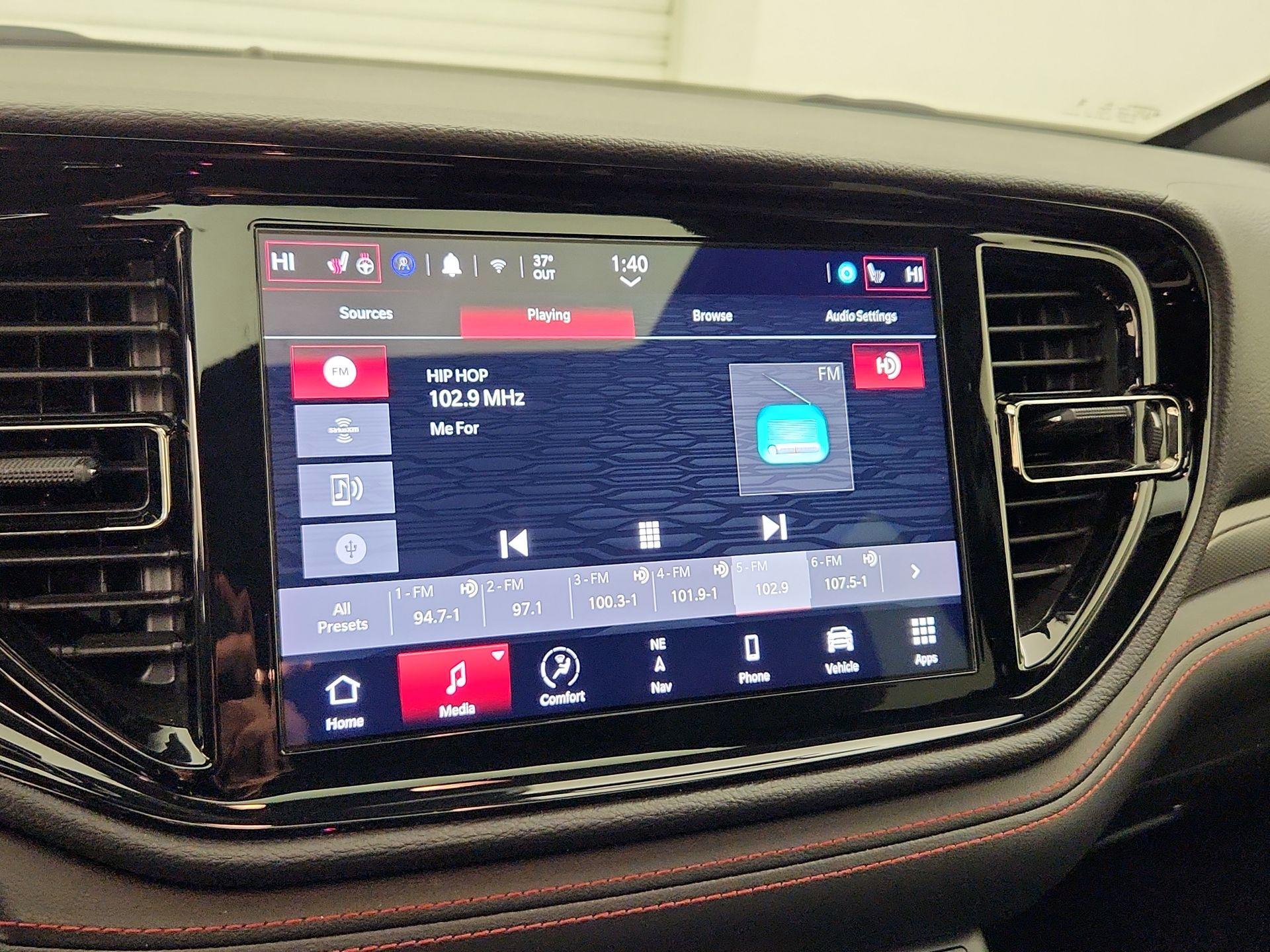 Thumbnail: 2024 Dodge Durango - 16