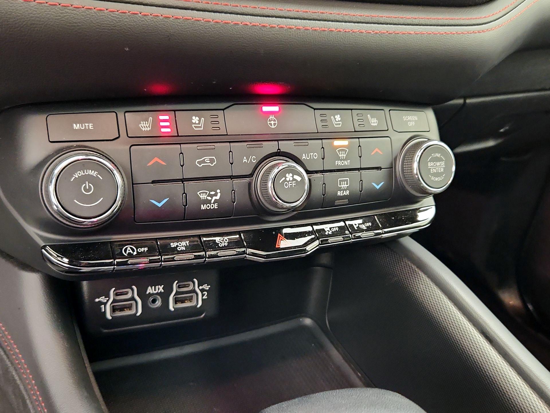 Thumbnail: 2024 Dodge Durango - 17