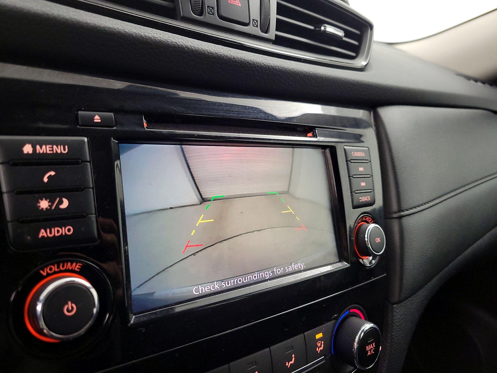 Thumbnail: 2020 Nissan Rogue - 14