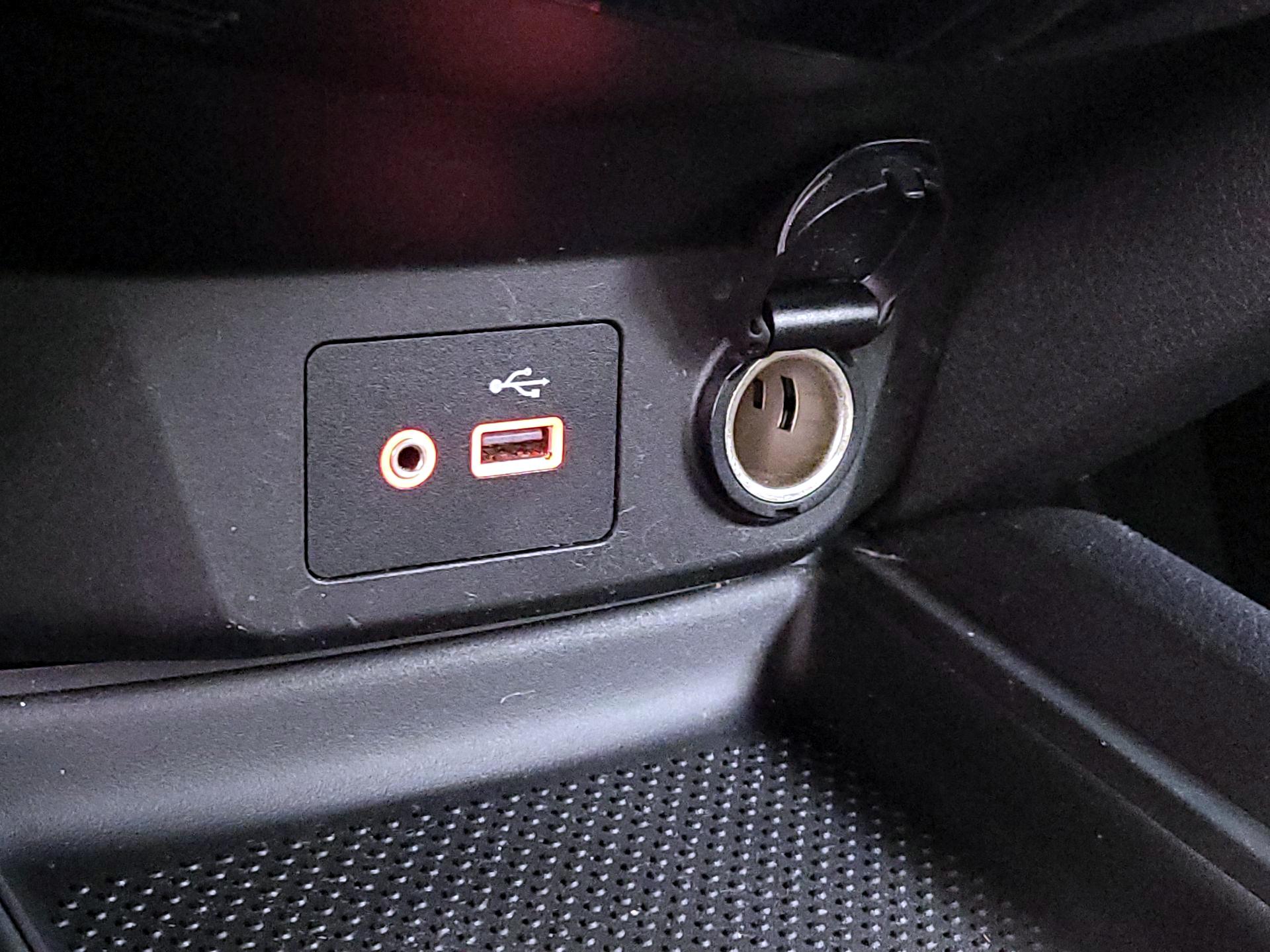 Thumbnail: 2020 Nissan Rogue - 18