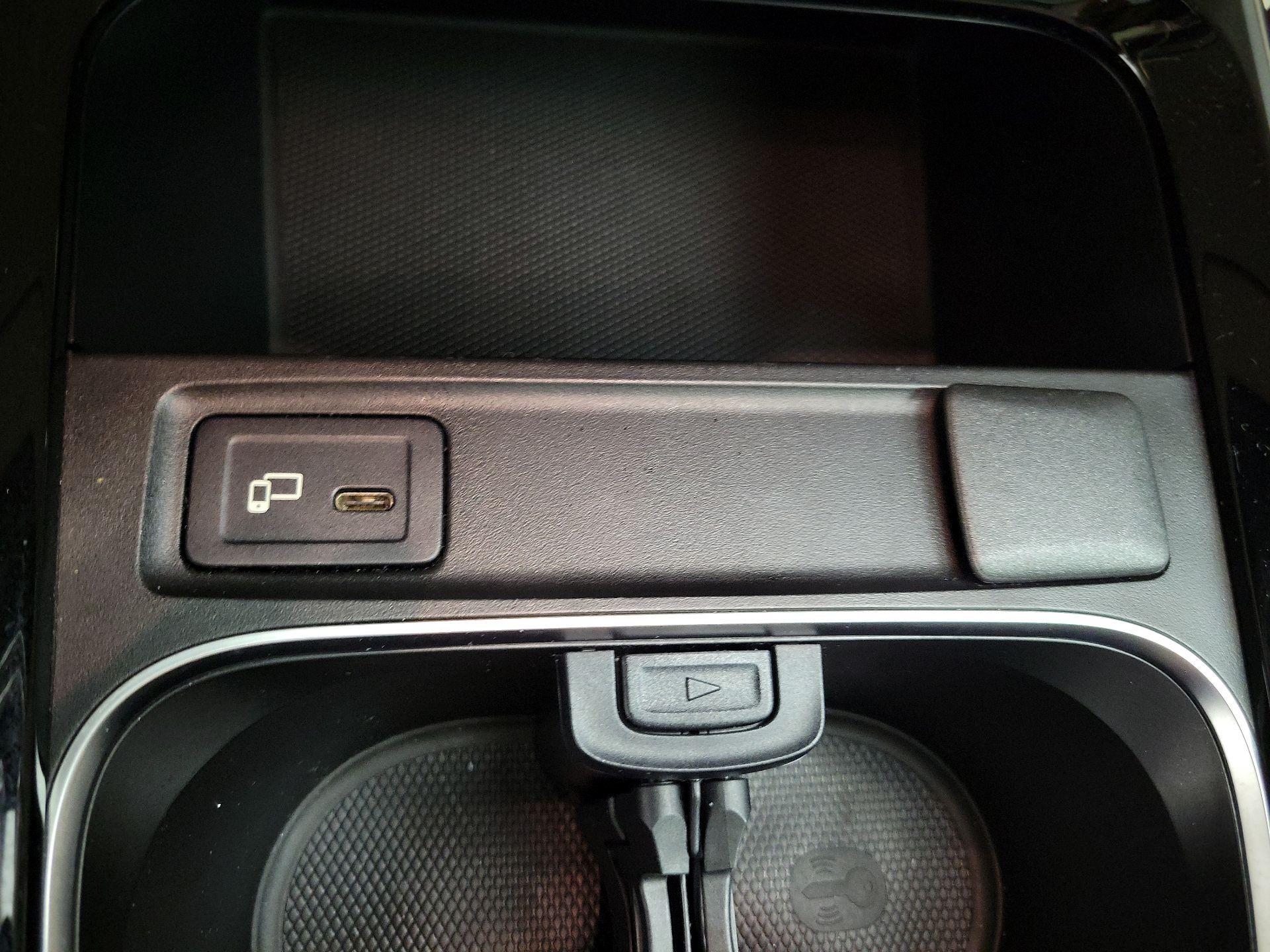 Thumbnail: 2022 Mercedes-Benz GLA - 19