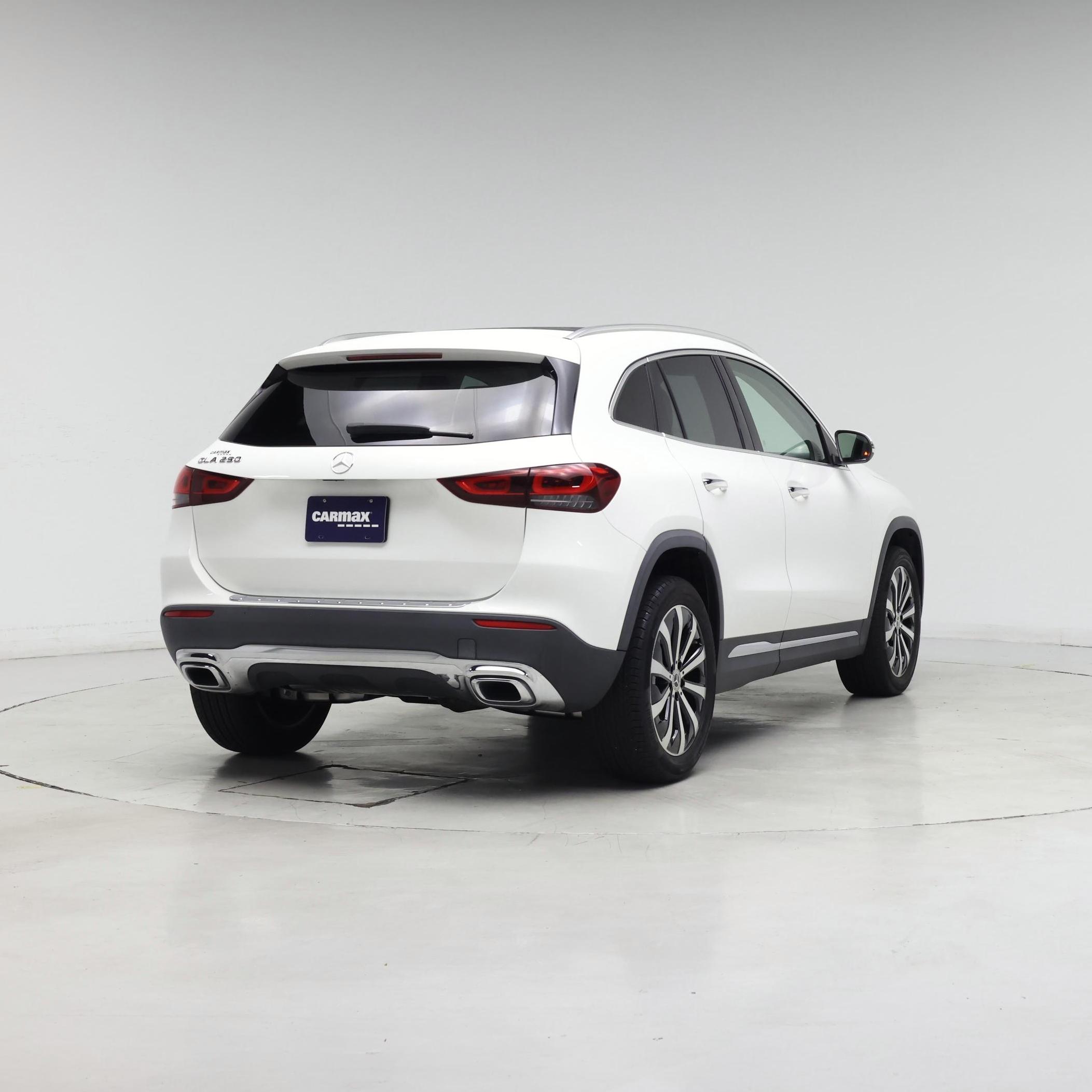 Thumbnail: 2022 Mercedes-Benz GLA - 8