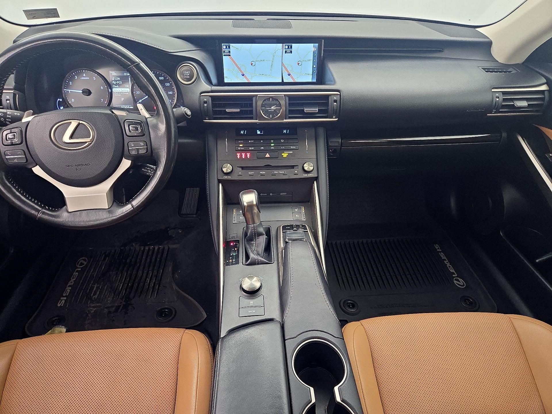 Thumbnail: 2019 Lexus IS - 9