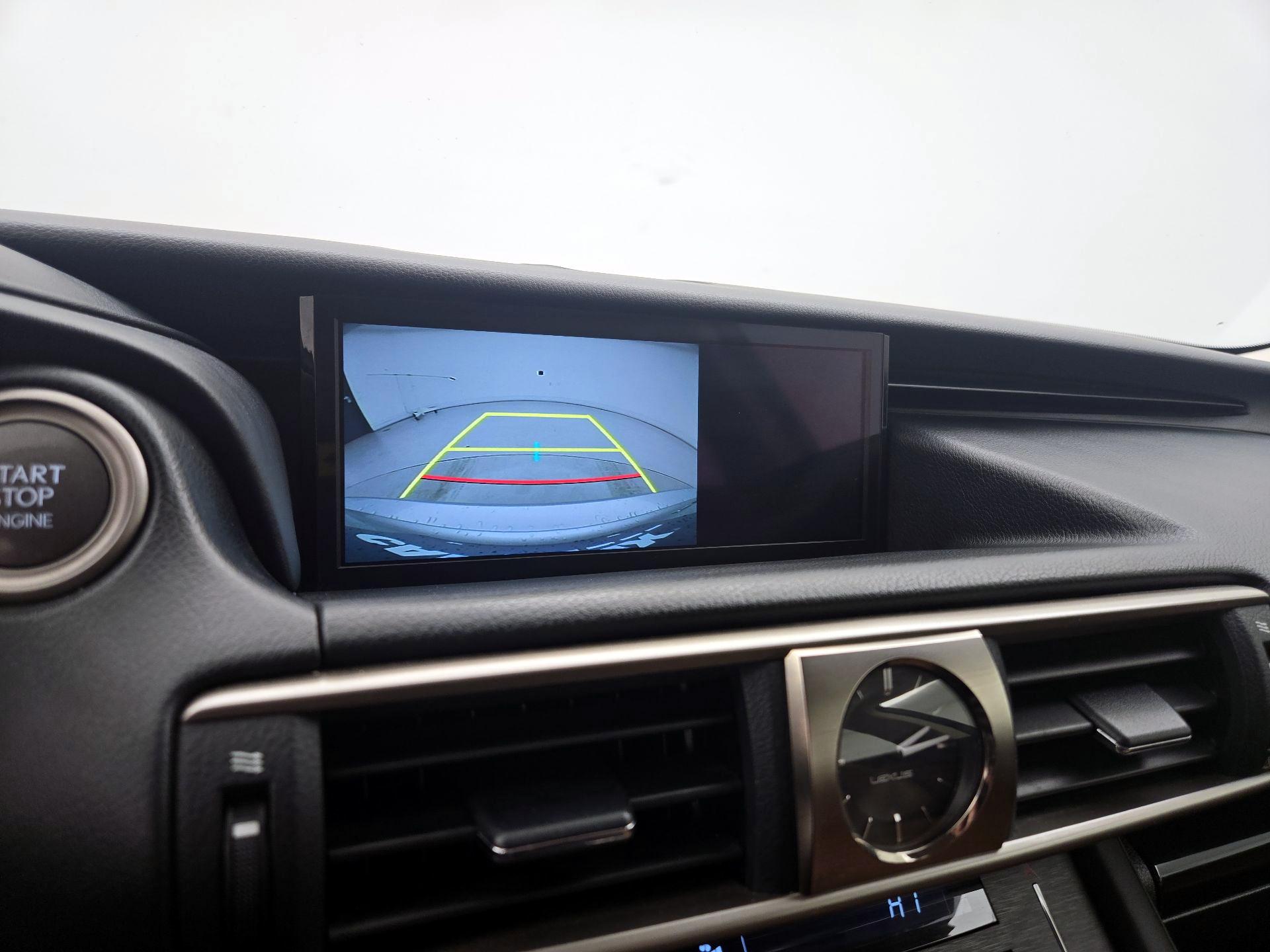 Thumbnail: 2019 Lexus IS - 15