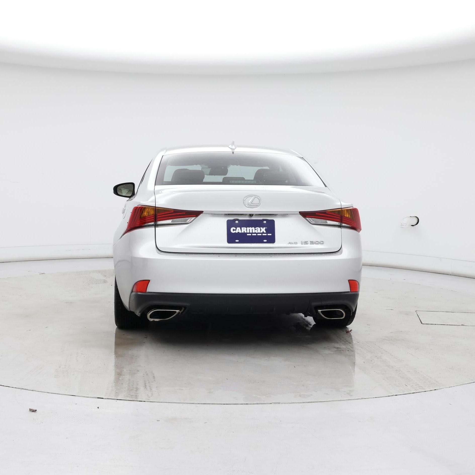 Thumbnail: 2019 Lexus IS - 6