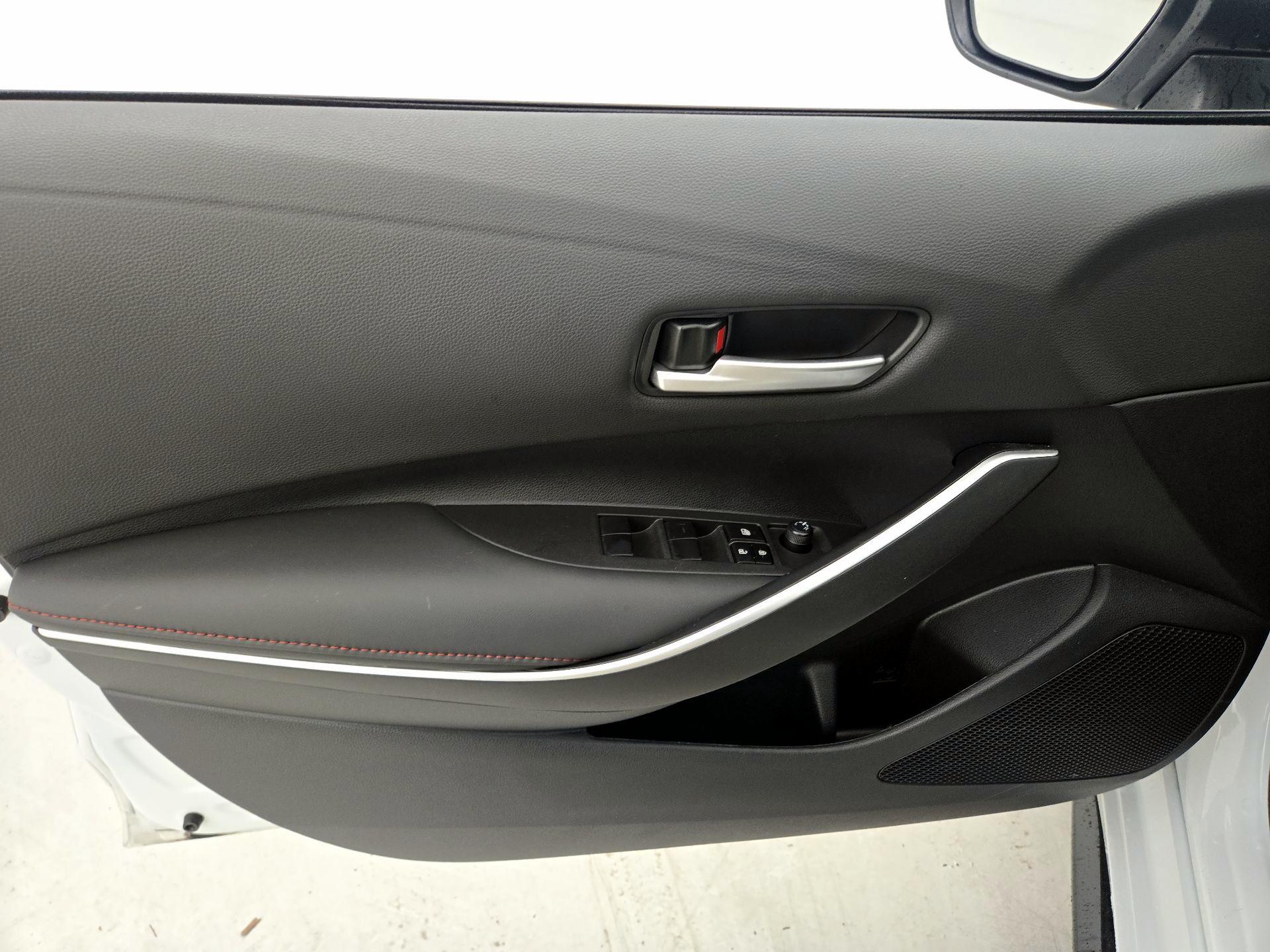 Thumbnail: 2024 Toyota Corolla - 12