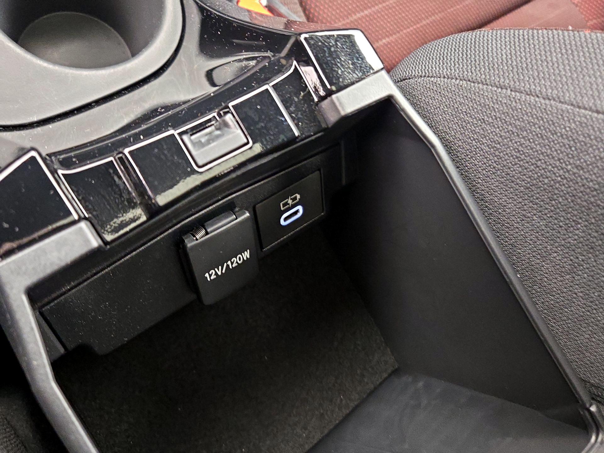 Thumbnail: 2024 Toyota Corolla - 18