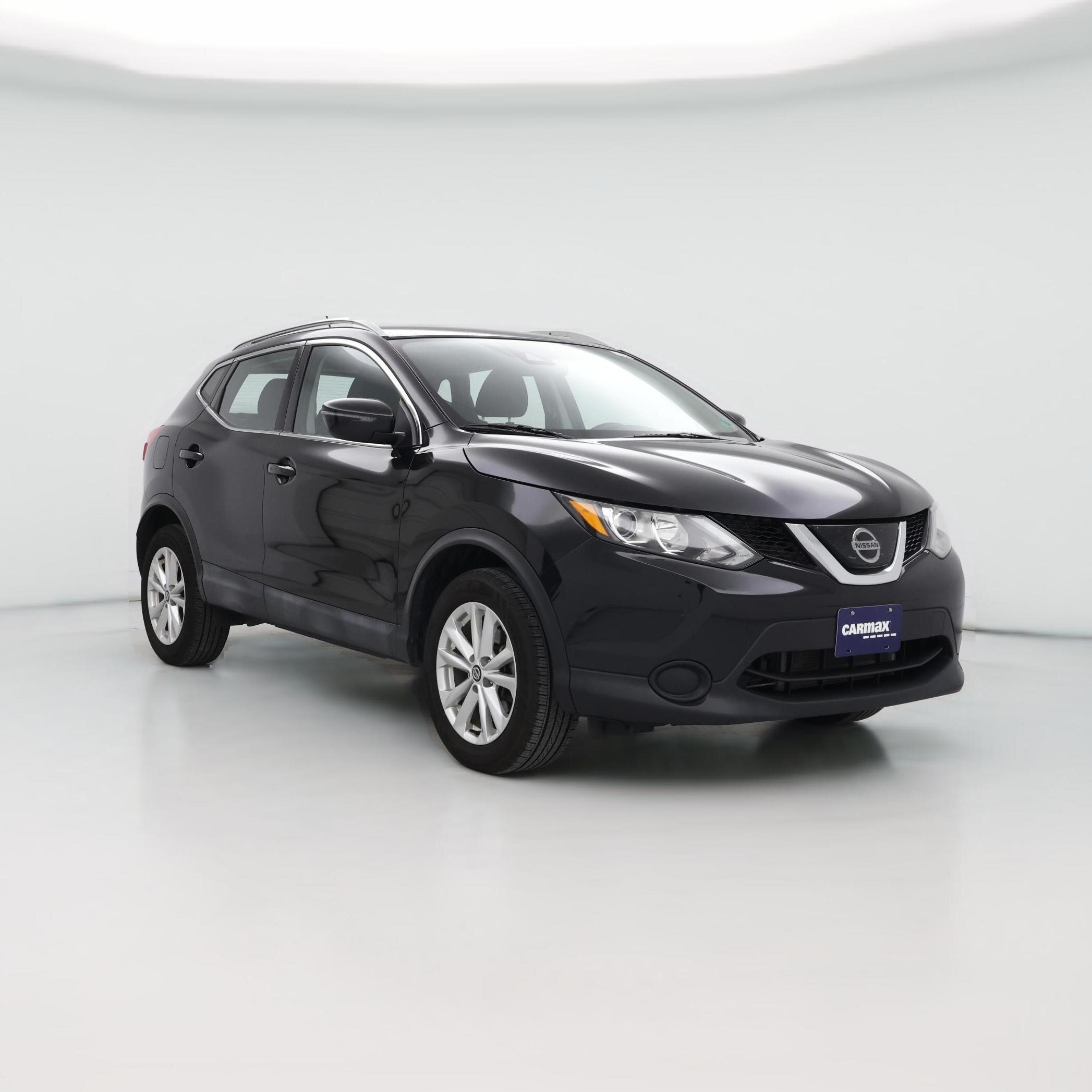 Thumbnail: 2019 Nissan Rogue Sport - 1