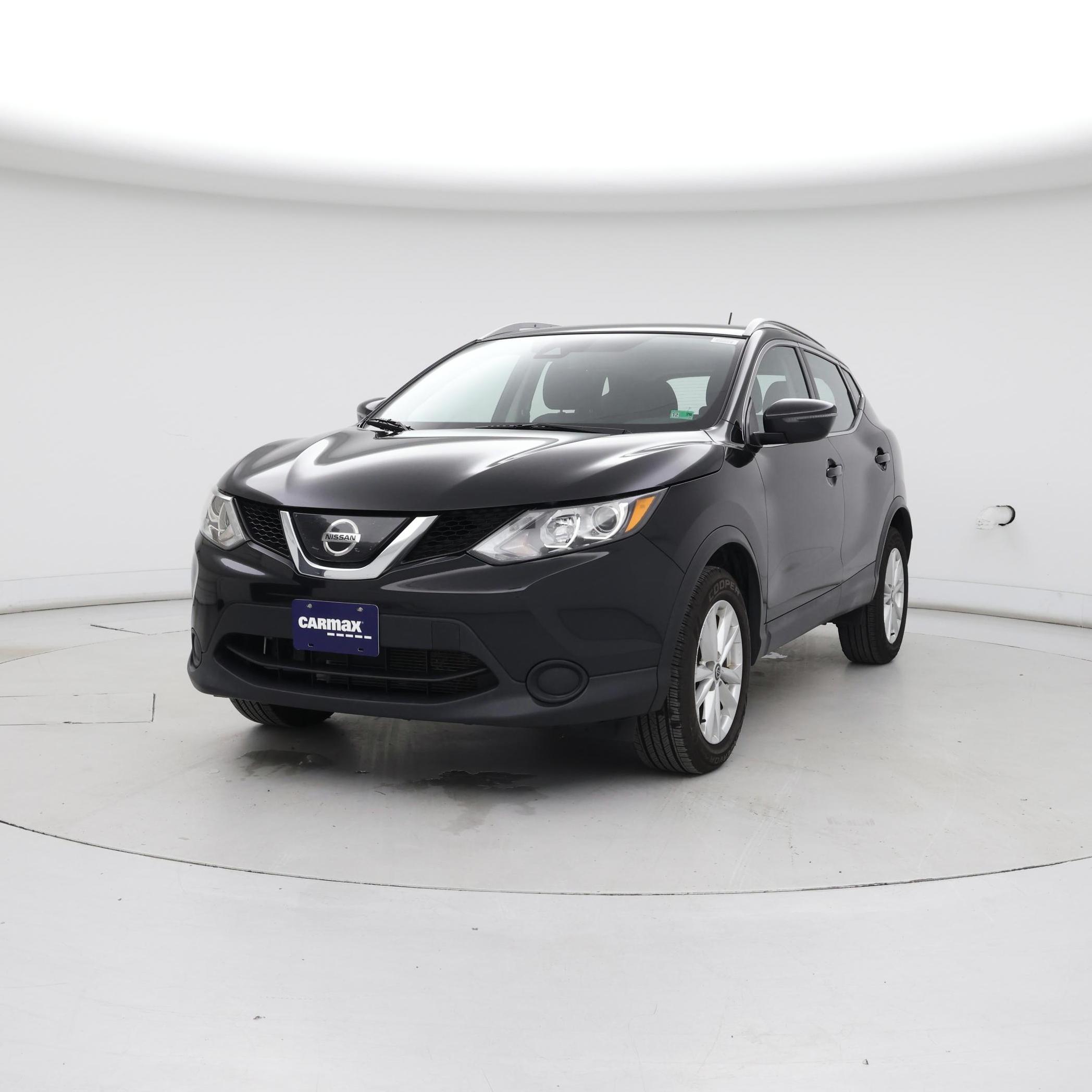 Thumbnail: 2019 Nissan Rogue Sport - 4