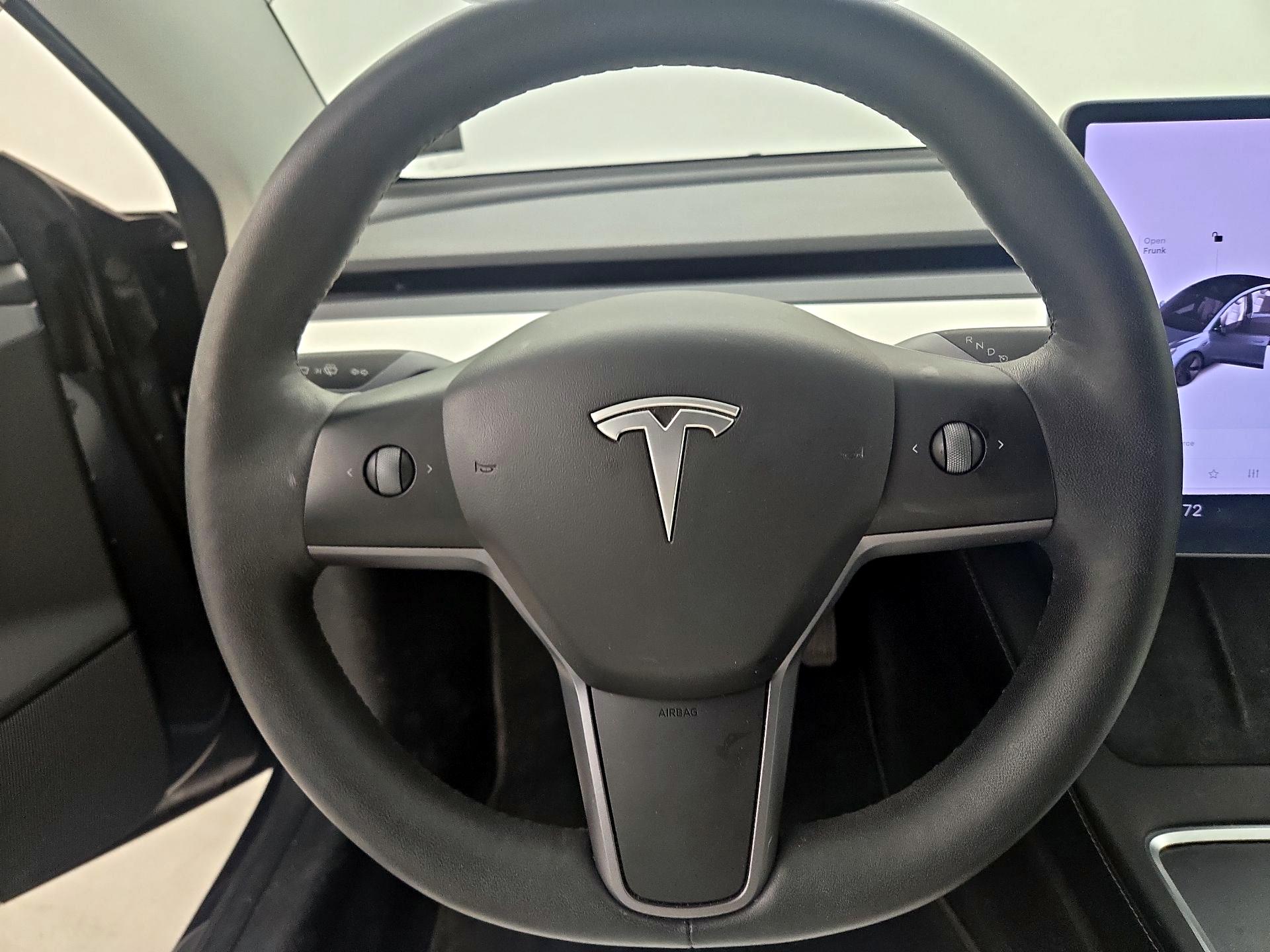 Thumbnail: 2022 Tesla Model 3 - 10