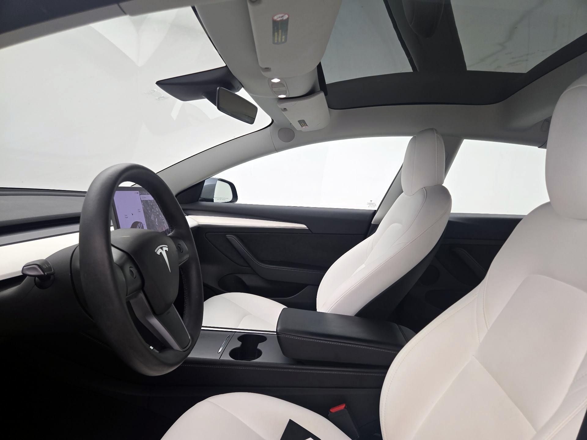 Thumbnail: 2022 Tesla Model 3 - 18