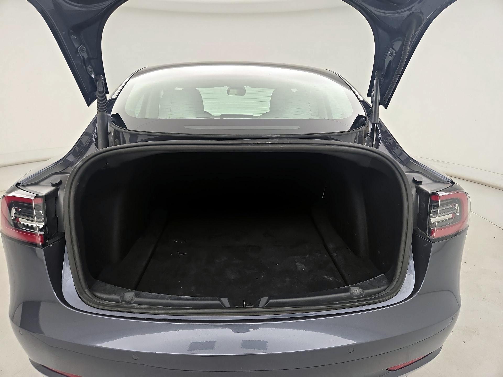 Thumbnail: 2022 Tesla Model 3 - 20