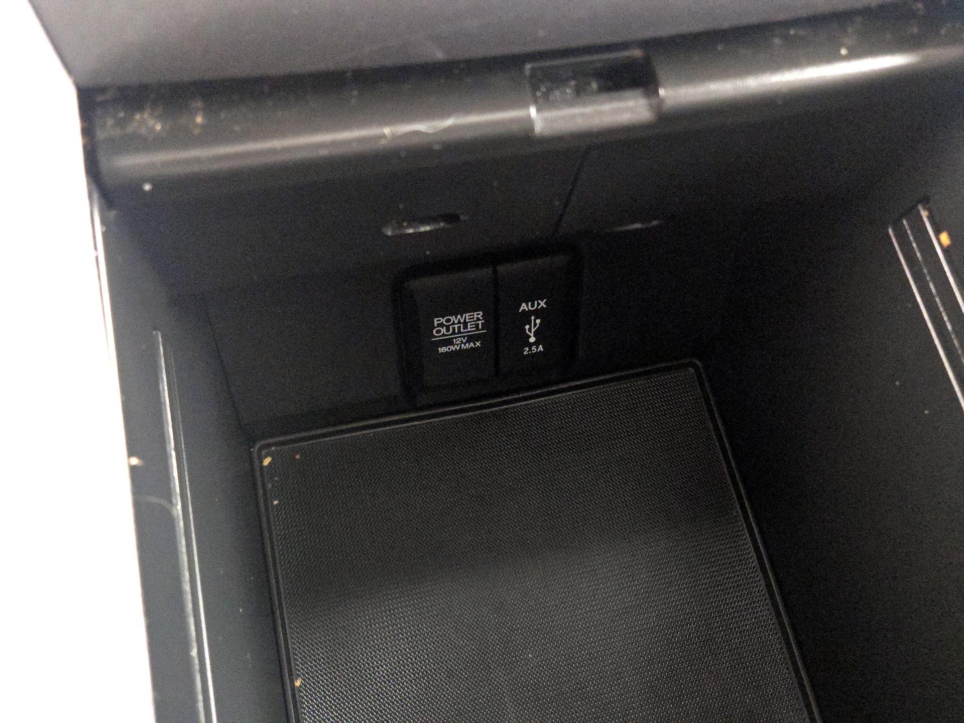 Thumbnail: 2018 Honda Pilot - 18