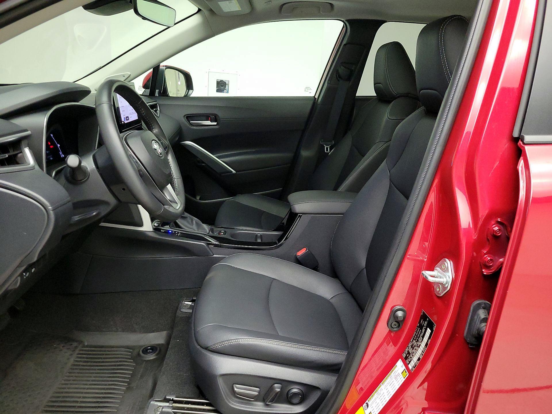 Thumbnail: 2023 Toyota Corolla Cross - 9