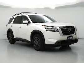 Pearl 2022 Nissan Pathfinder SV
