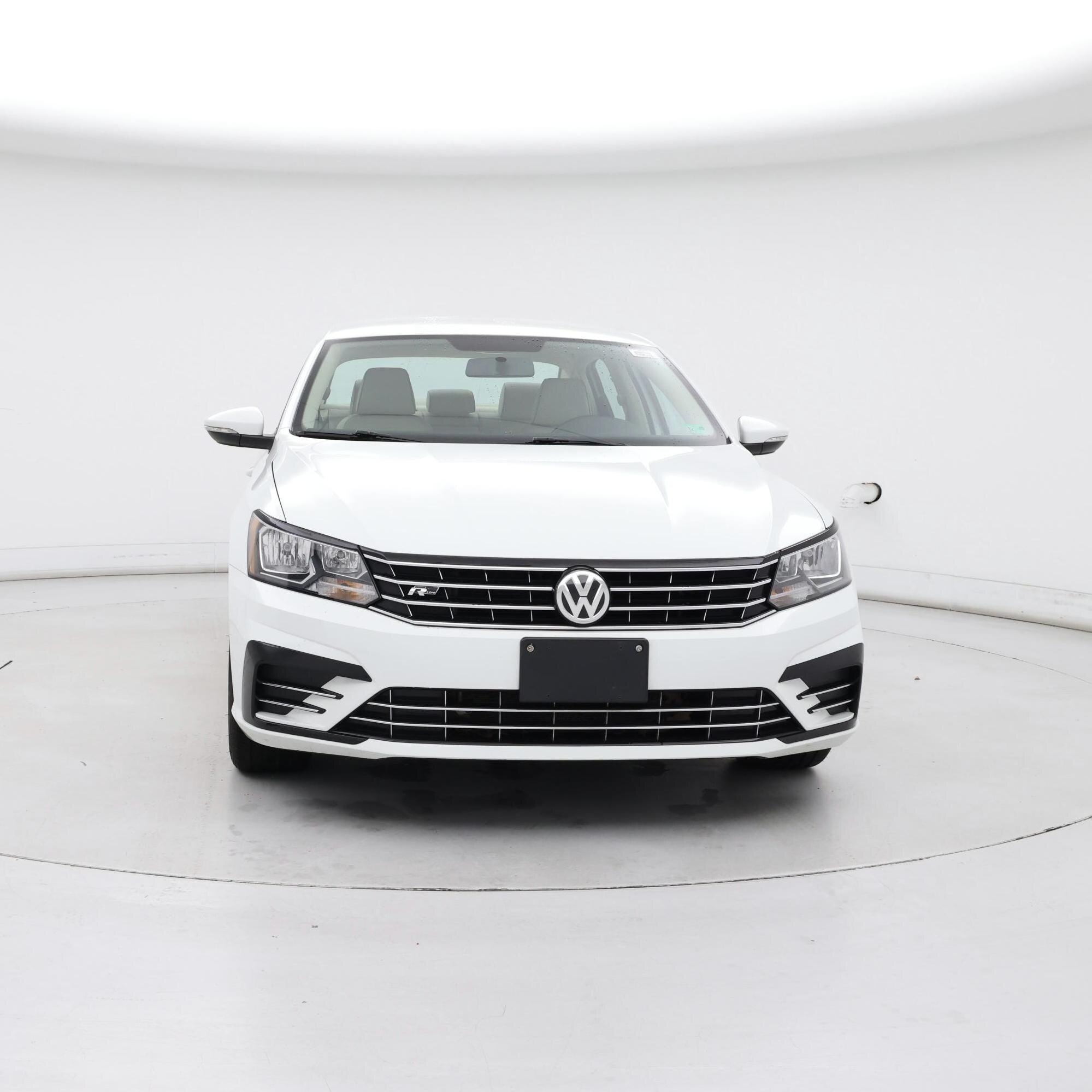 Thumbnail: 2018 Volkswagen Passat - 5