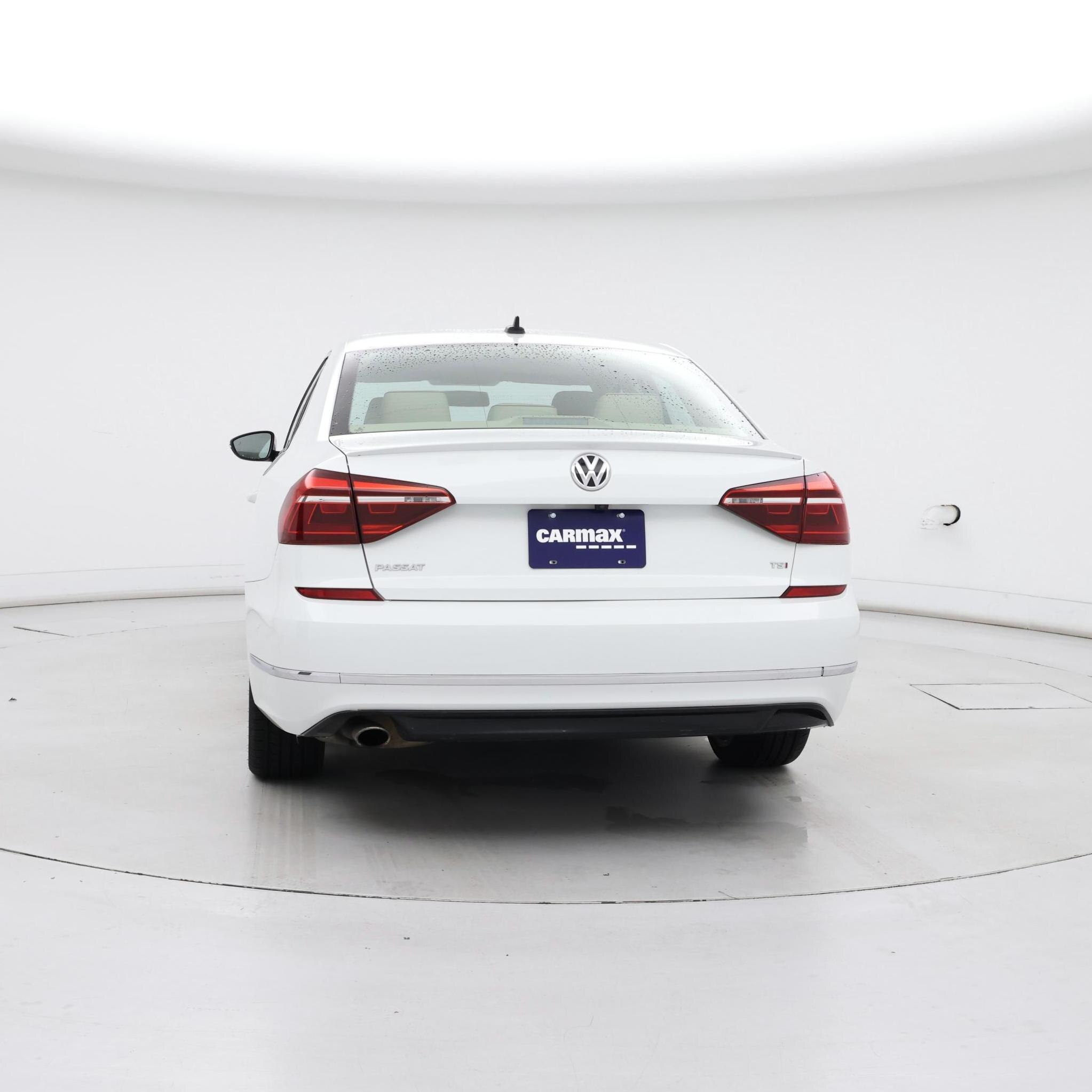 Thumbnail: 2018 Volkswagen Passat - 6