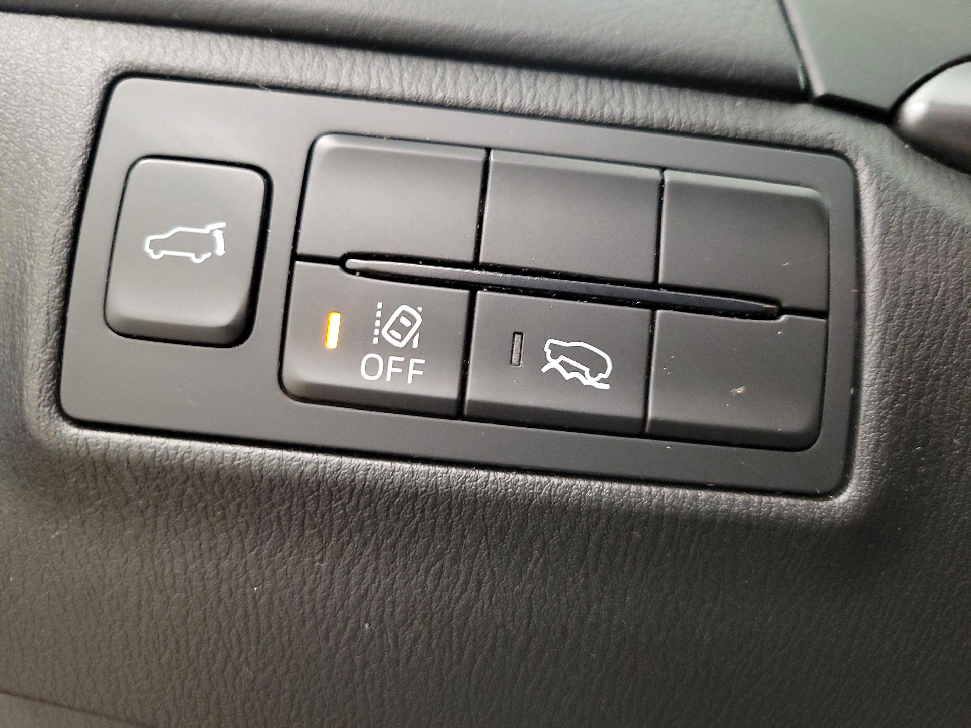 Thumbnail: 2023 Mazda CX-9 - 13