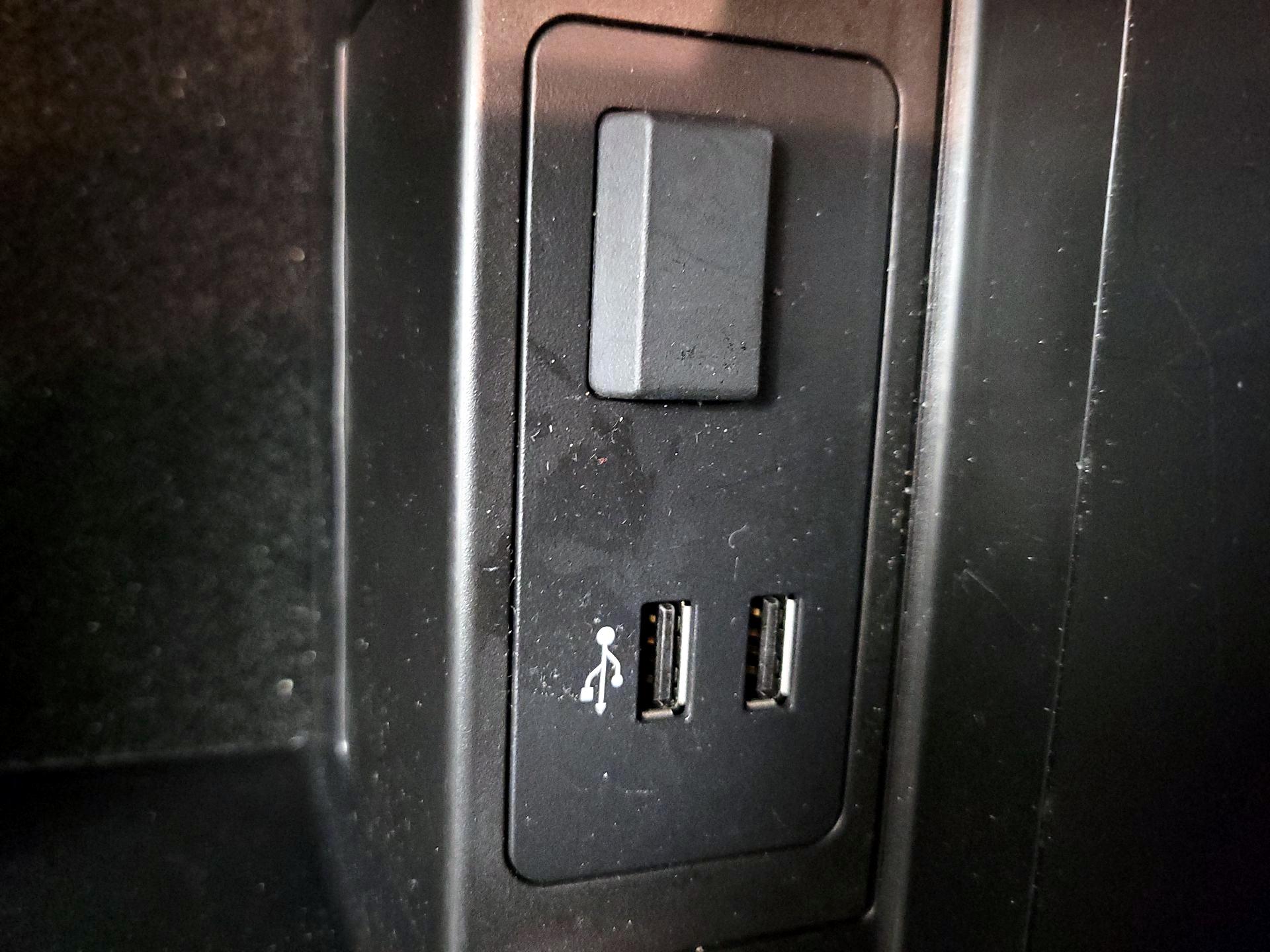 Thumbnail: 2023 Mazda CX-9 - 18