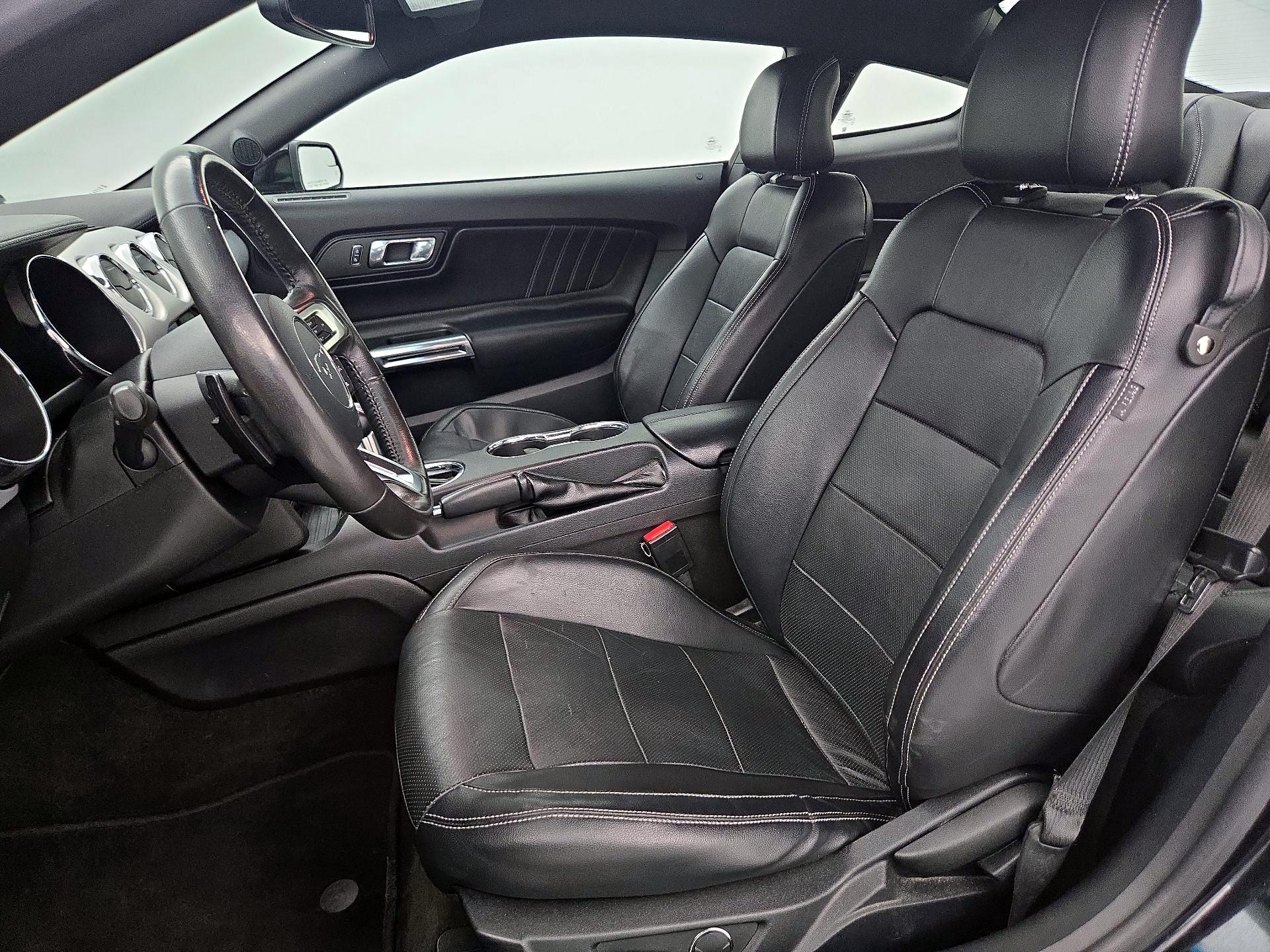 Thumbnail: 2015 Ford Mustang - 11