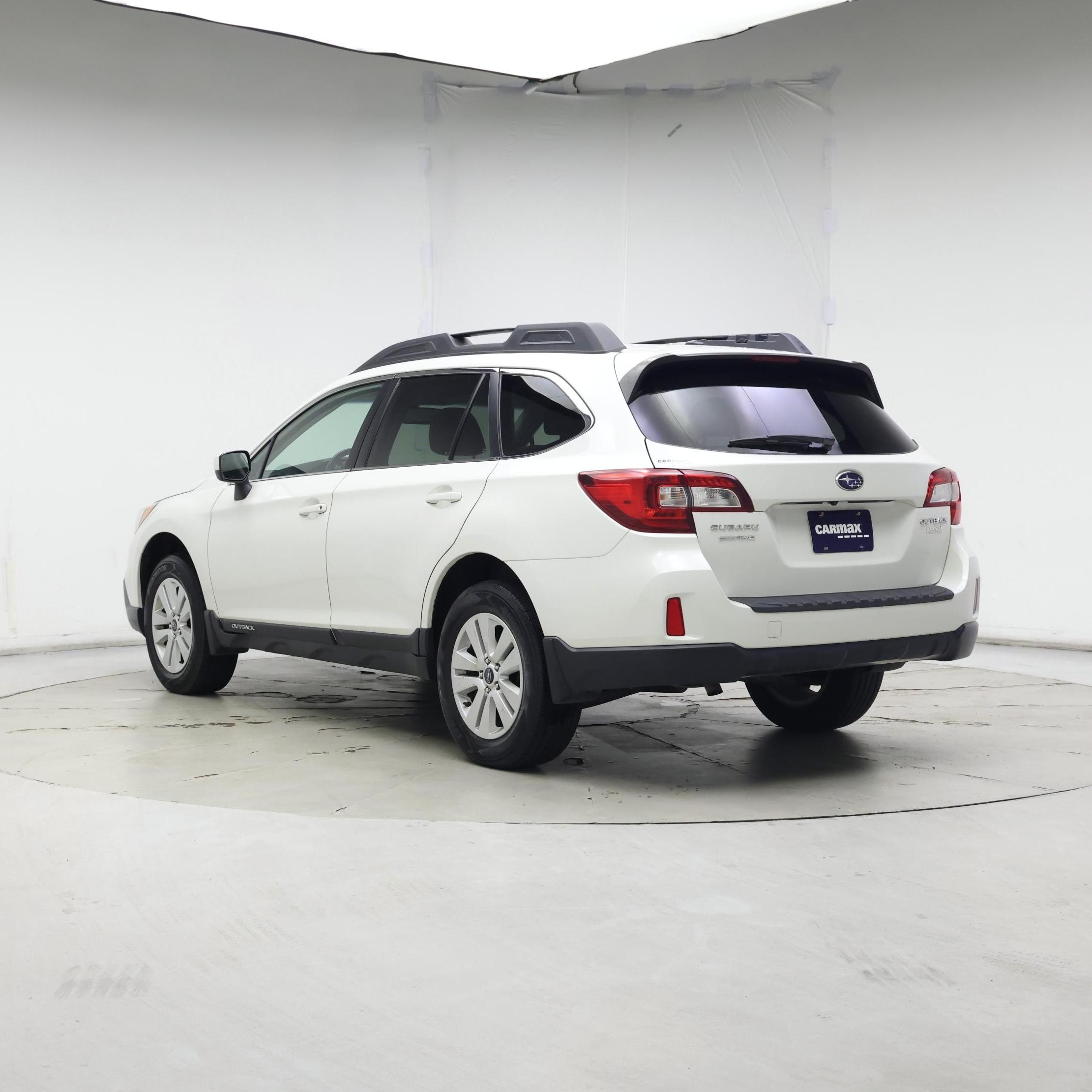 Thumbnail: 2015 Subaru Outback - 2