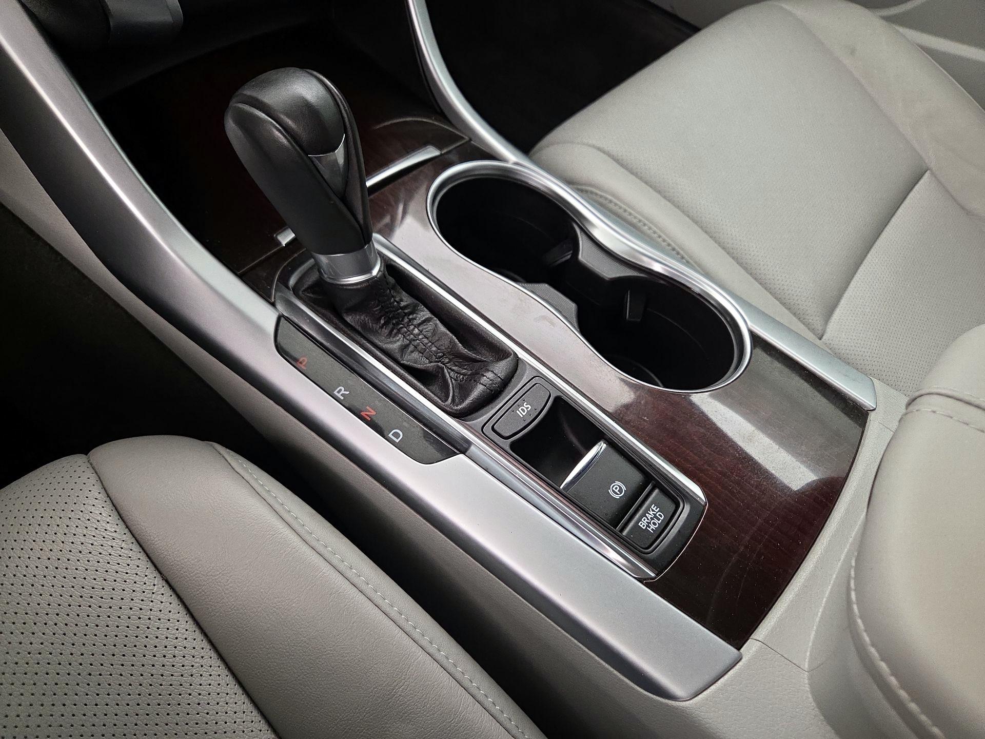 Thumbnail: 2015 Acura TLX - 18