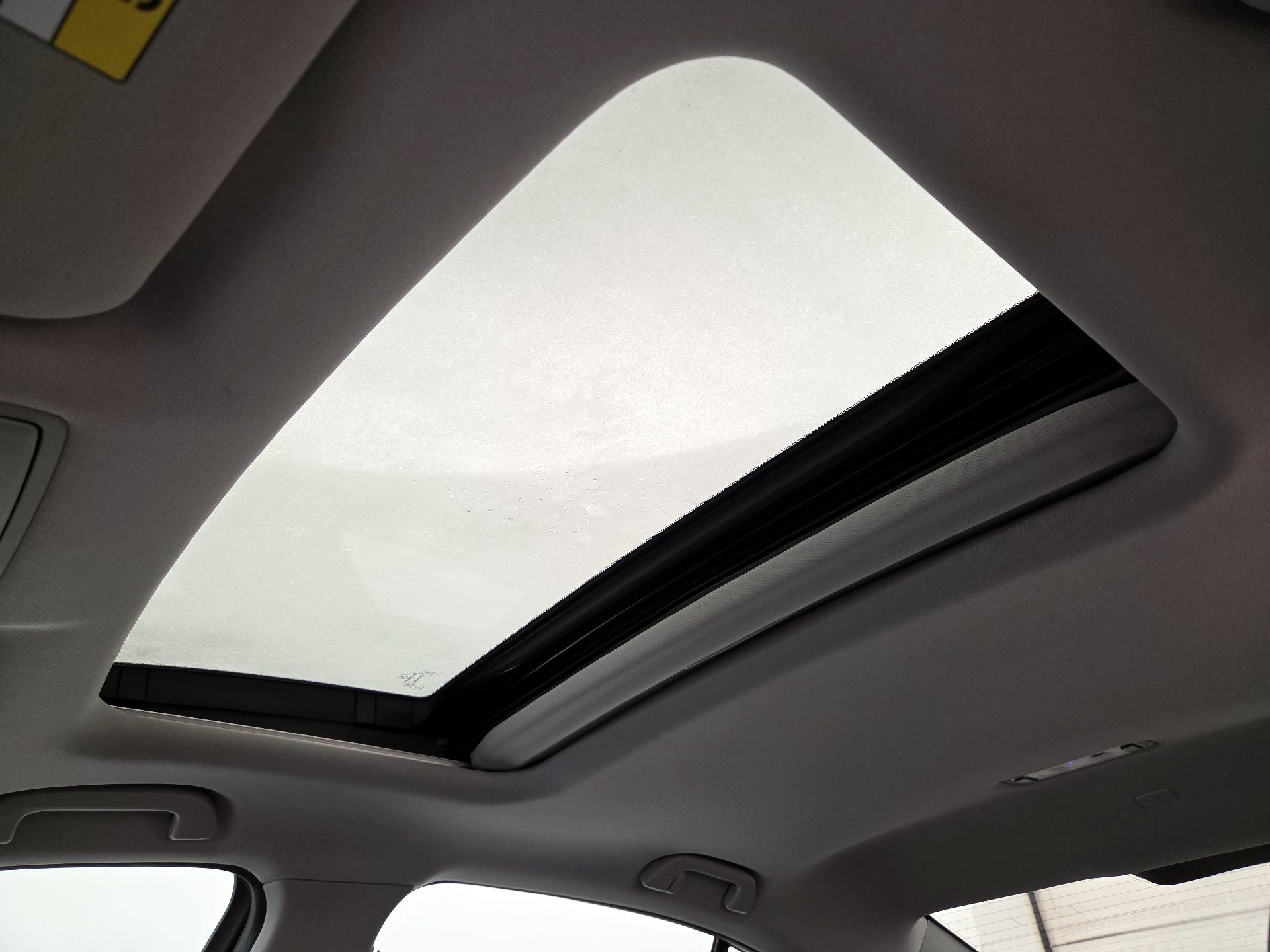 Thumbnail: 2015 Acura TLX - 20