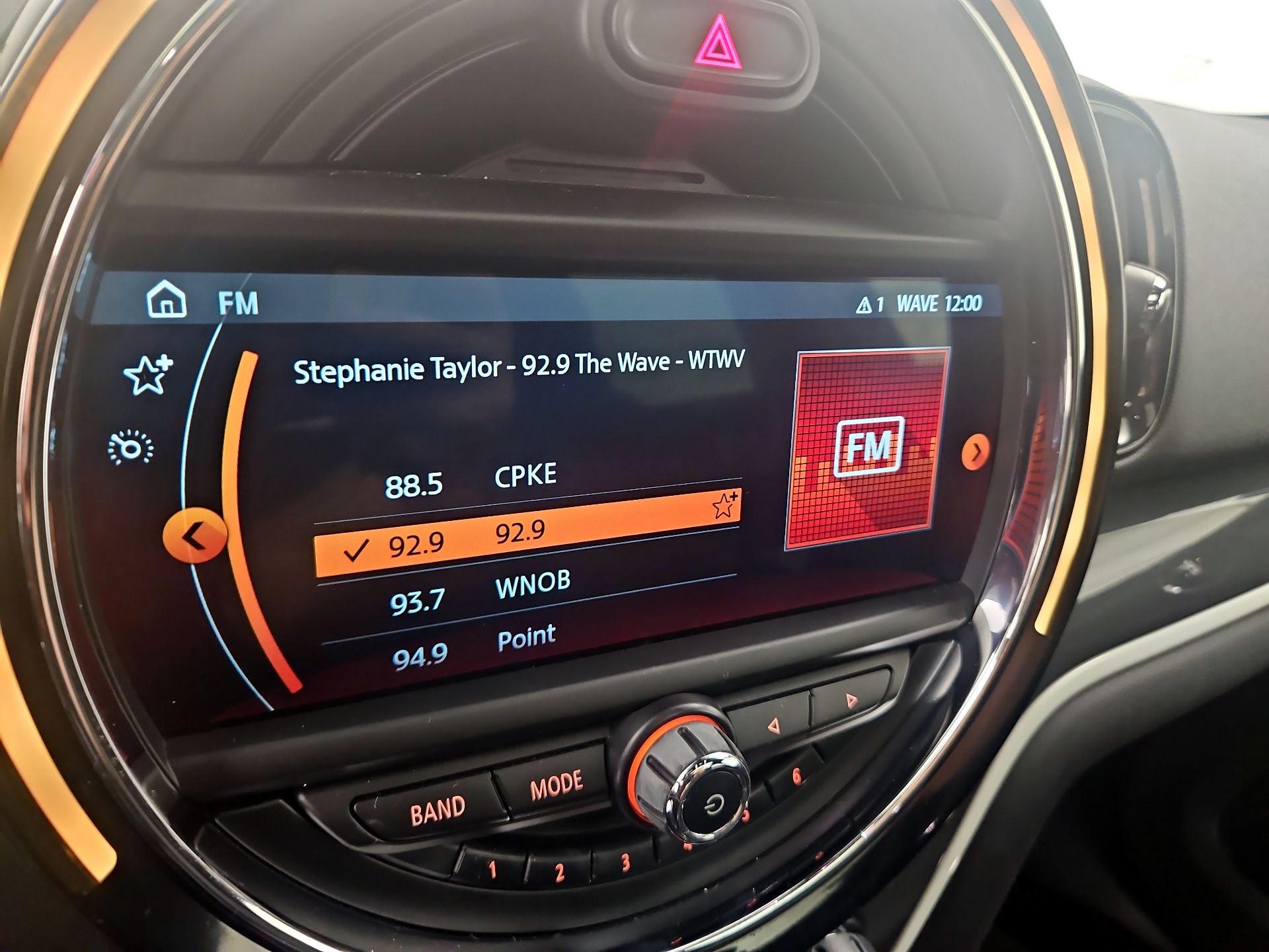 Thumbnail: 2018 MINI Cooper Countryman - 16