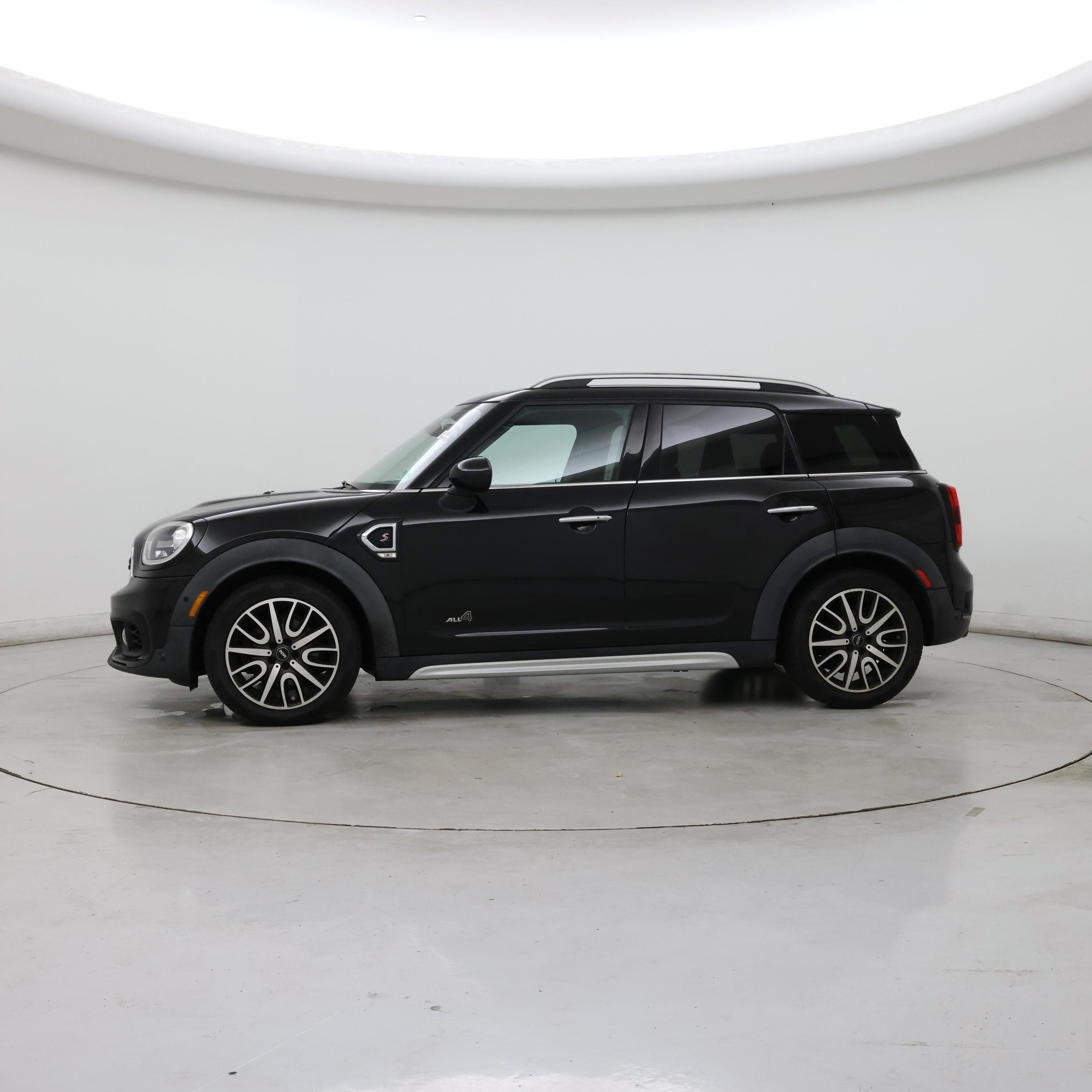Thumbnail: 2018 MINI Cooper Countryman - 3