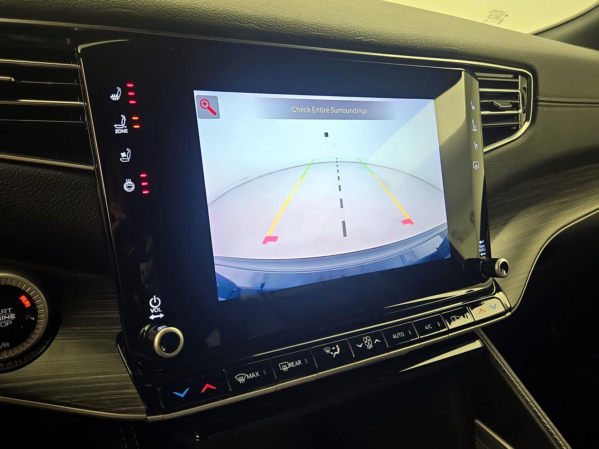 Thumbnail: 2024 Jeep Wagoneer - 15