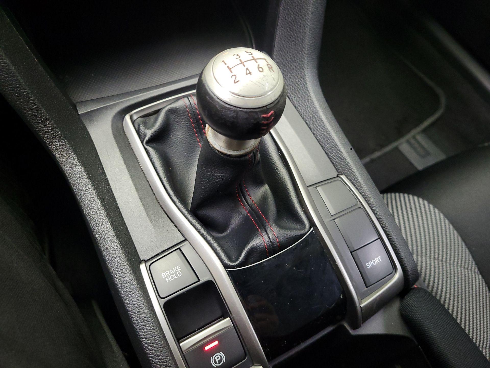 Thumbnail: 2019 Honda Civic - 17