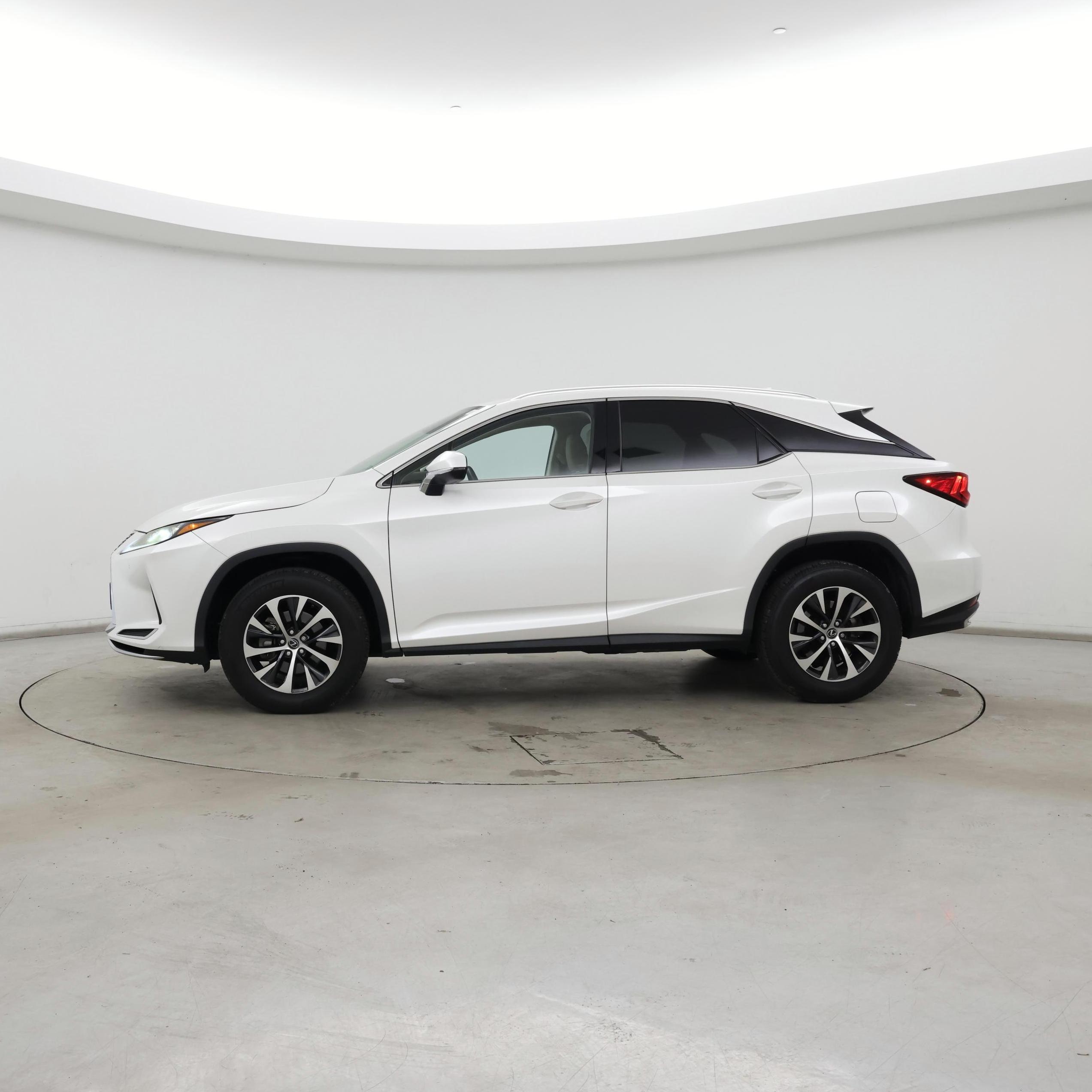 Thumbnail: 2021 Lexus RX - 3