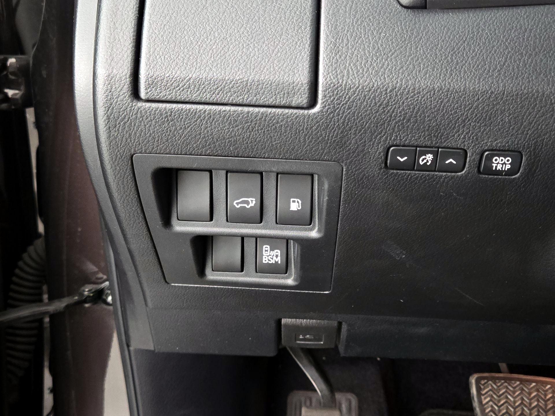 Thumbnail: 2015 Lexus RX - 13