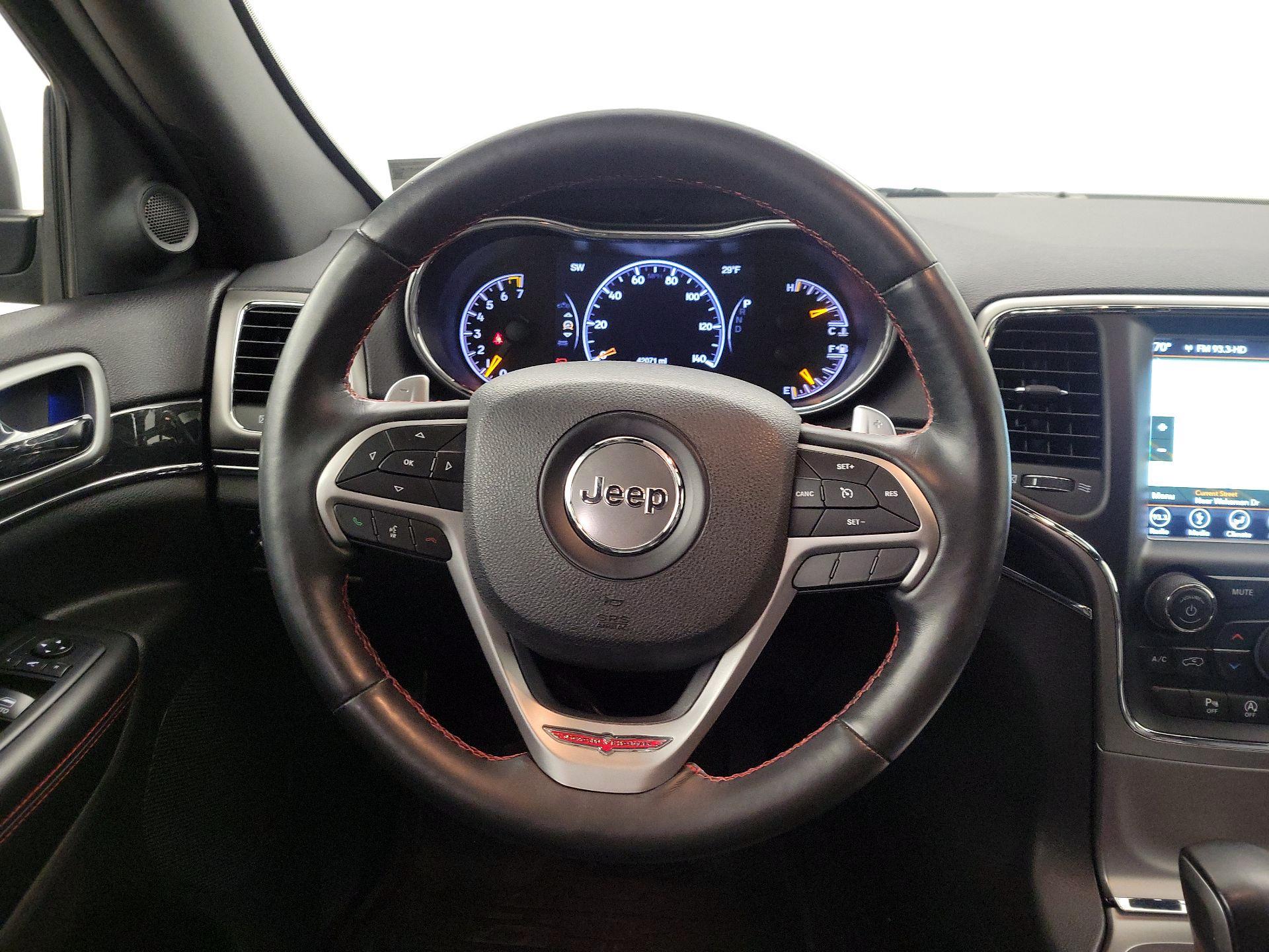 Thumbnail: 2018 Jeep Grand Cherokee - 10