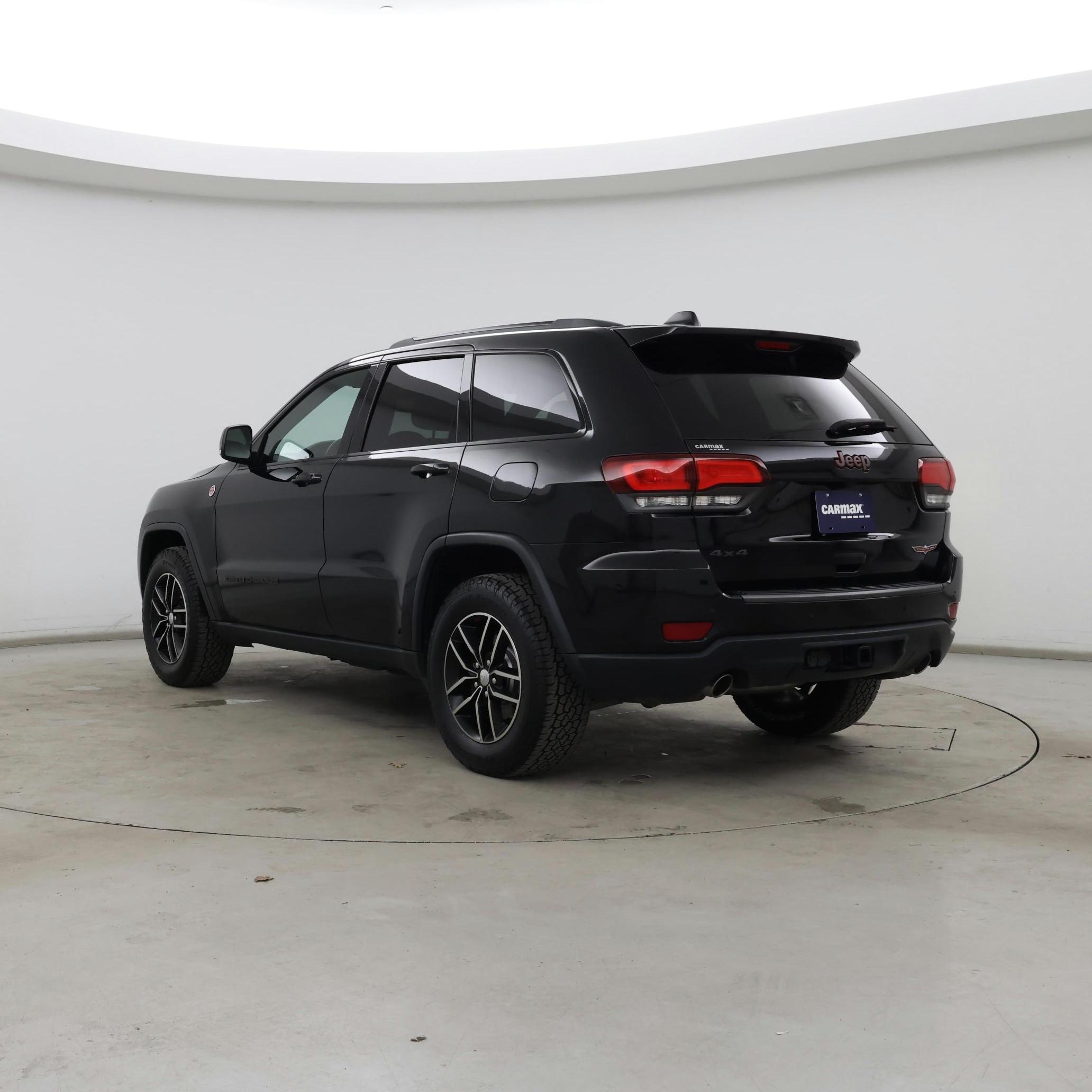 Thumbnail: 2018 Jeep Grand Cherokee - 2