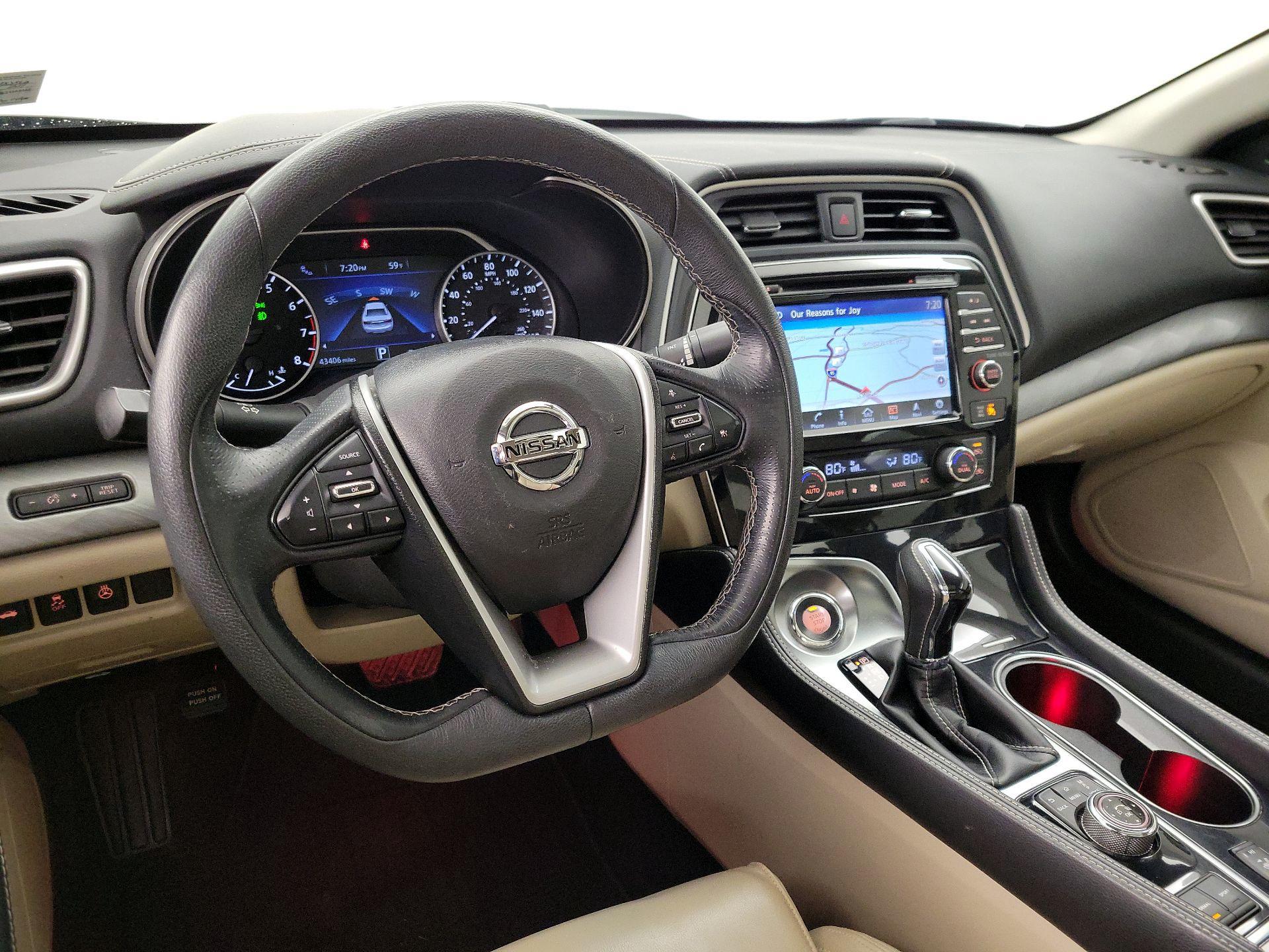 Thumbnail: 2017 Nissan Maxima - 9