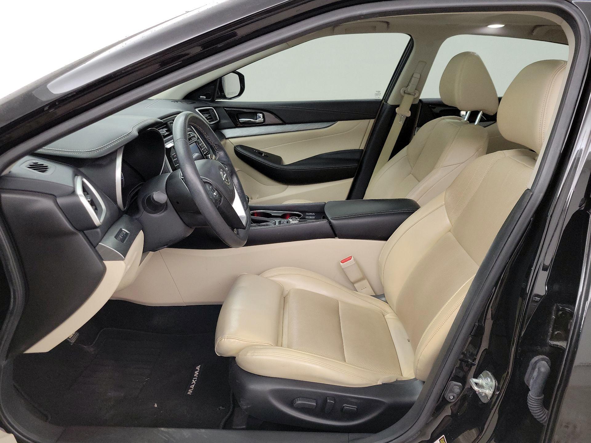 Thumbnail: 2017 Nissan Maxima - 11