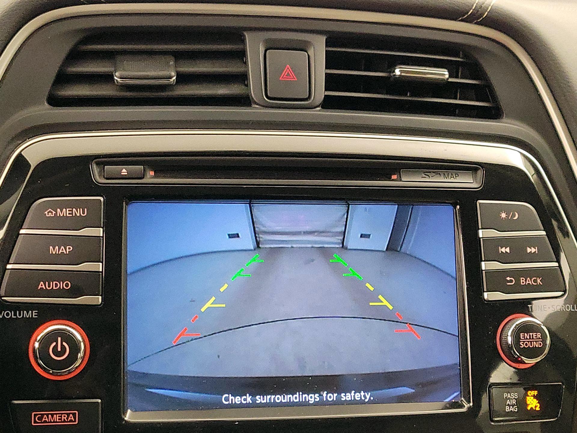 Thumbnail: 2017 Nissan Maxima - 15