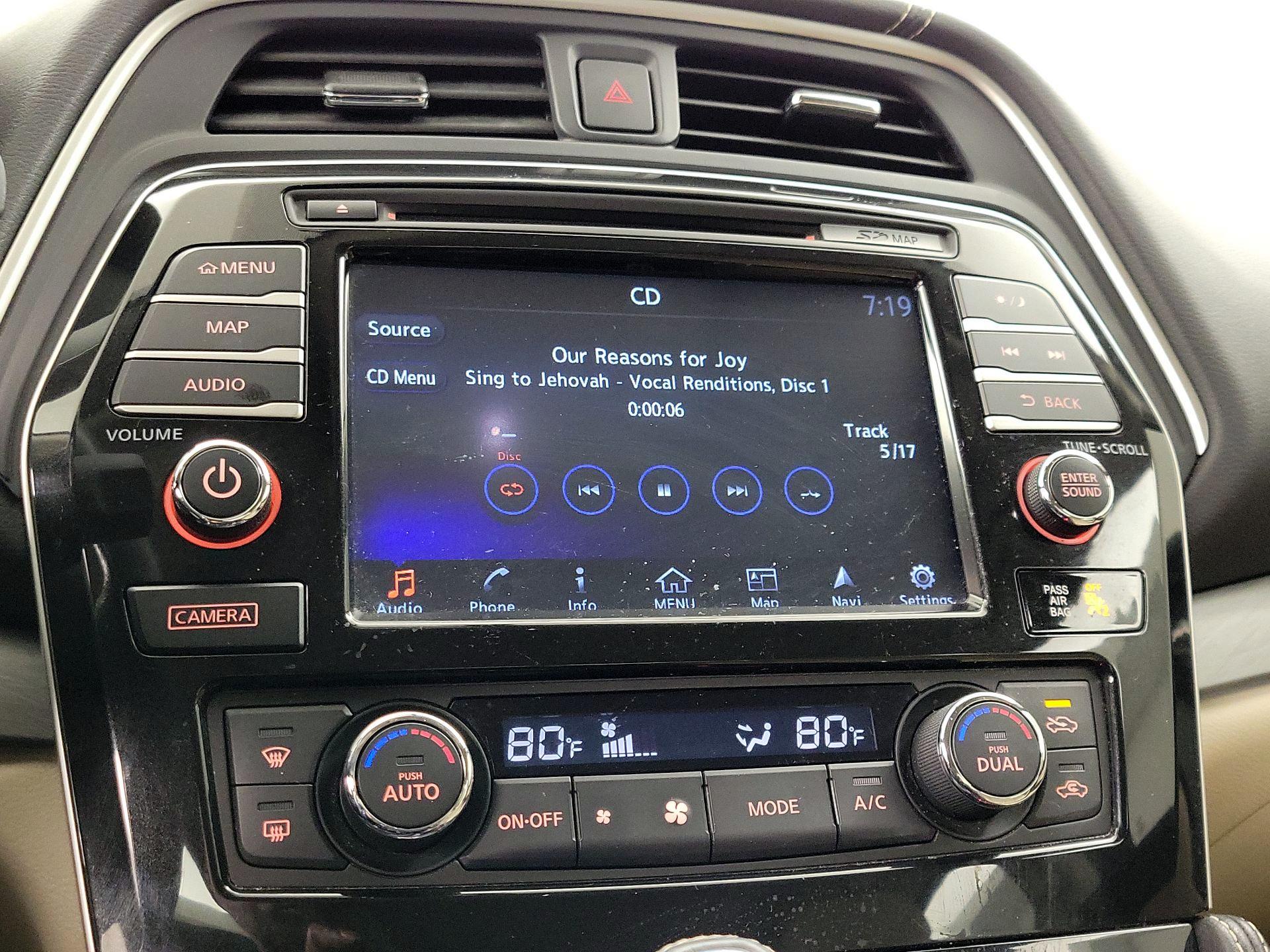 Thumbnail: 2017 Nissan Maxima - 16