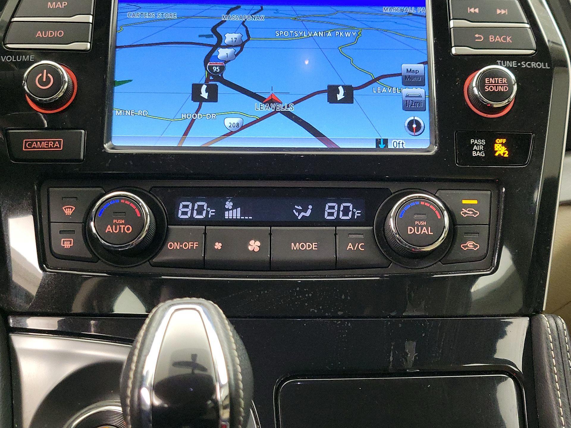 Thumbnail: 2017 Nissan Maxima - 17