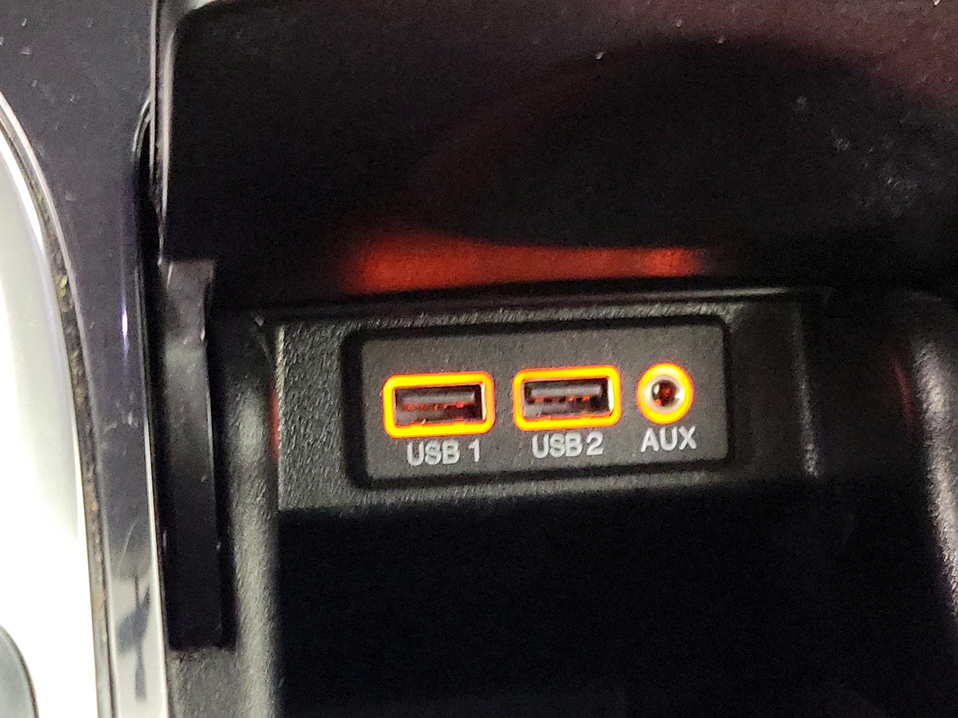 Thumbnail: 2017 Nissan Maxima - 19