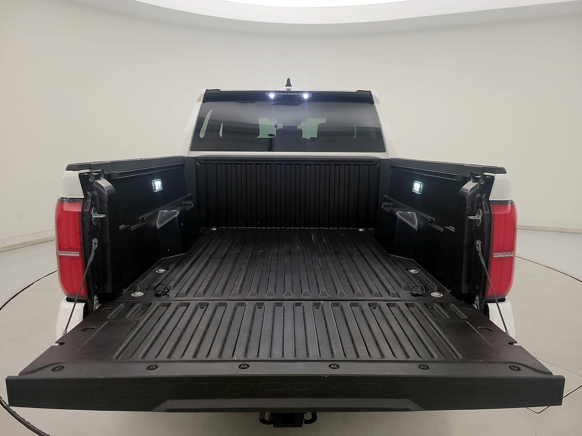 Thumbnail: 2025 Toyota Tacoma - 20