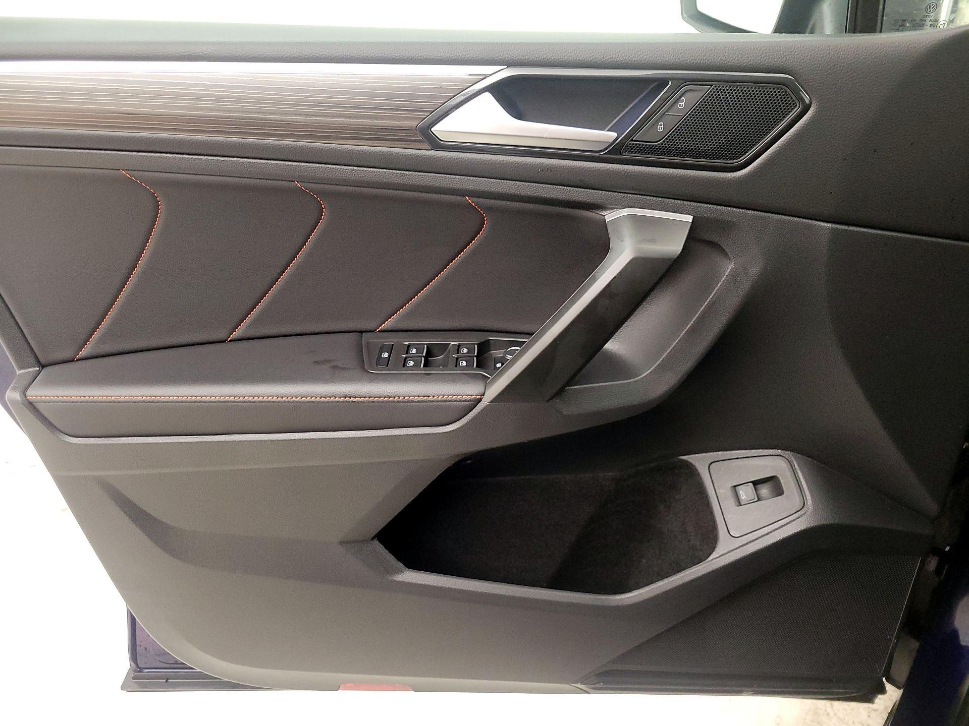 Thumbnail: 2024 Volkswagen Tiguan - 12