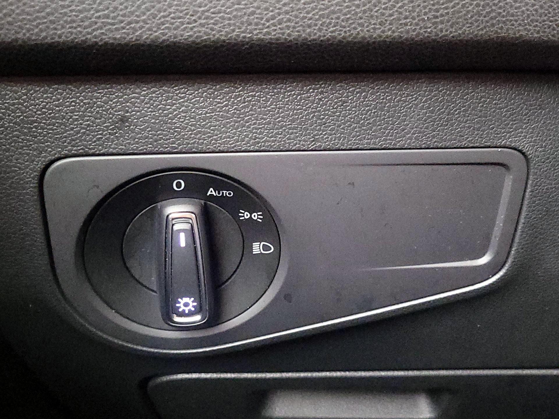 Thumbnail: 2024 Volkswagen Tiguan - 13