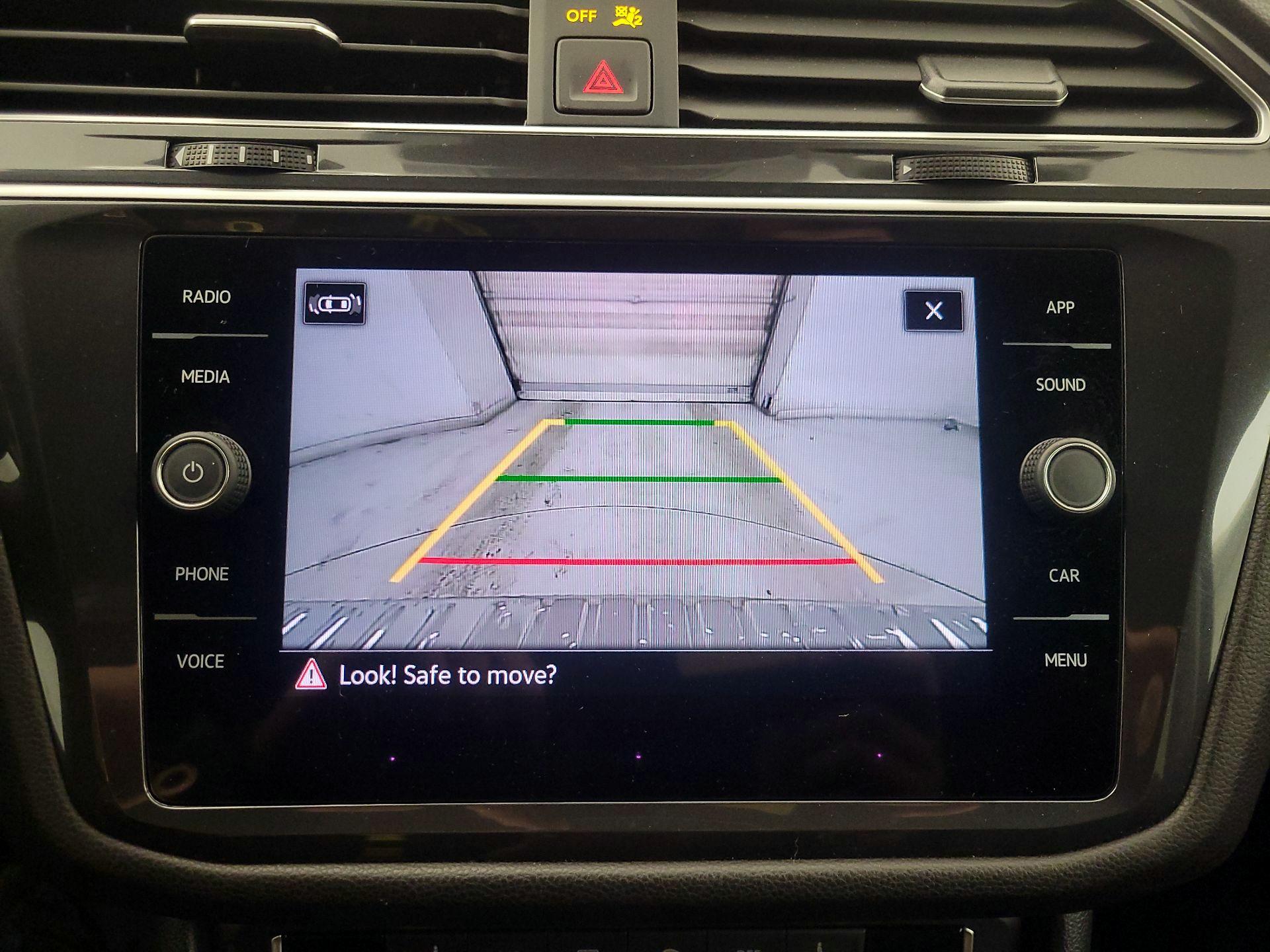 Thumbnail: 2024 Volkswagen Tiguan - 14